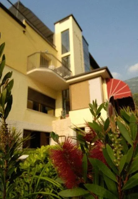 Property building in Casa Antonelli