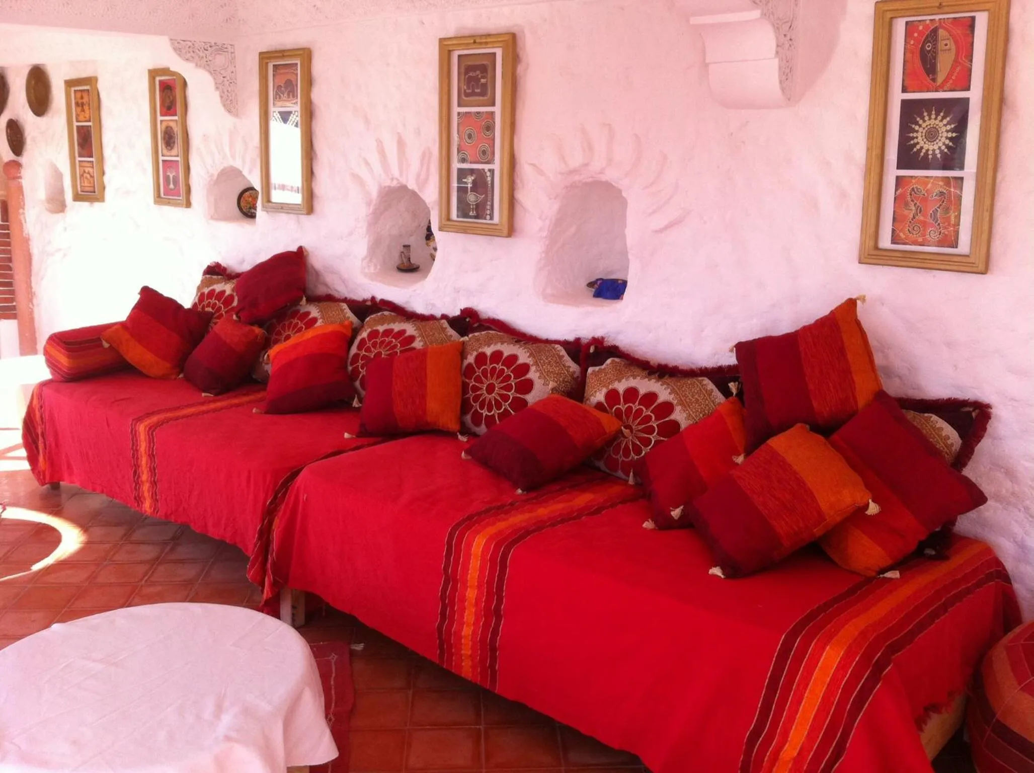 Decorative detail in L'Air De La Mer