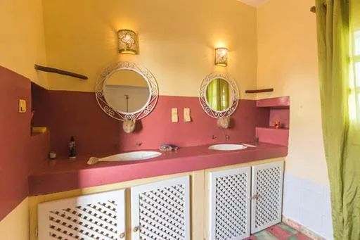 Bathroom in L'Air De La Mer
