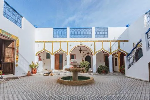 Property building in L'Air De La Mer