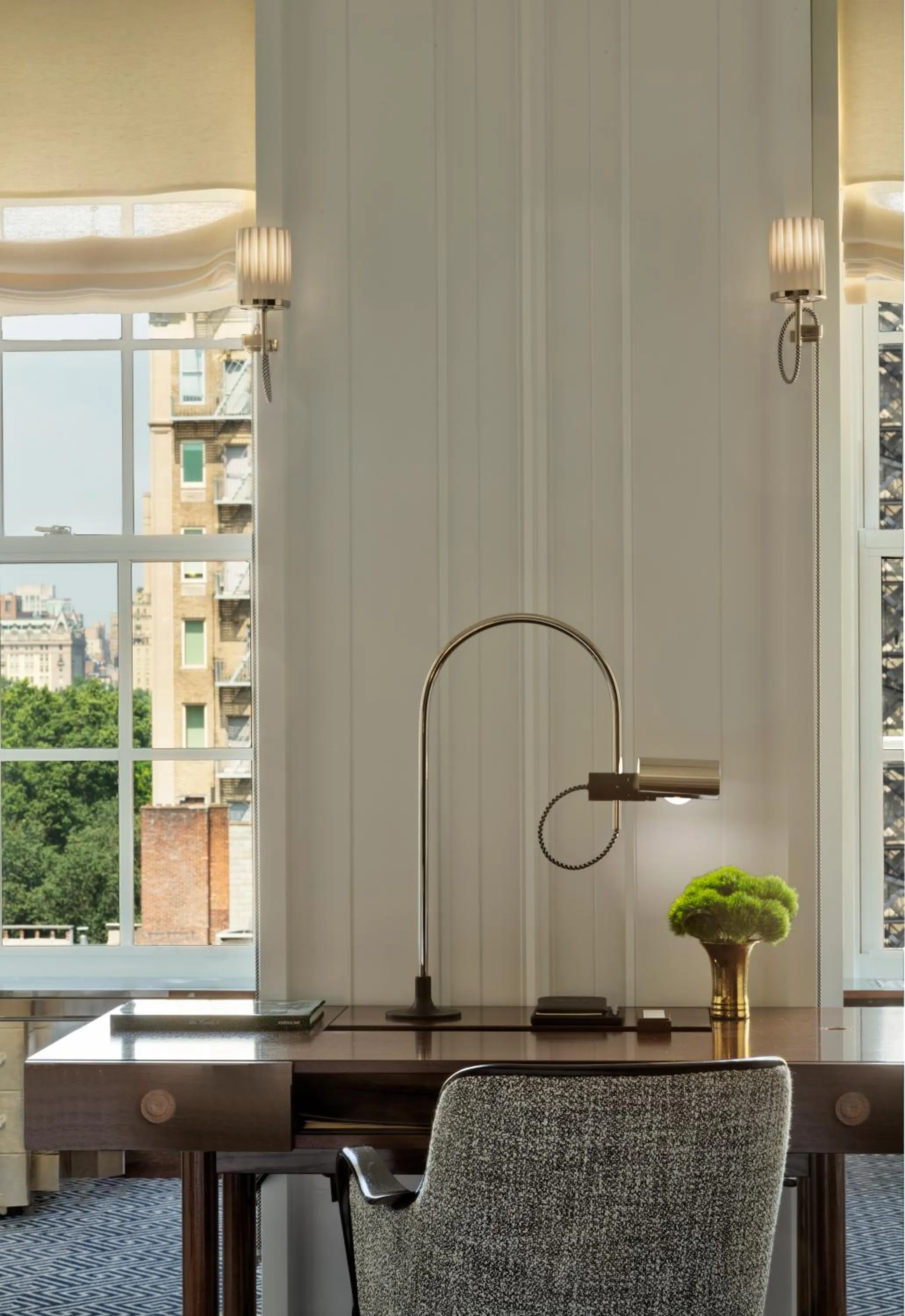 Seating area in The Carlyle, A Rosewood Hotel