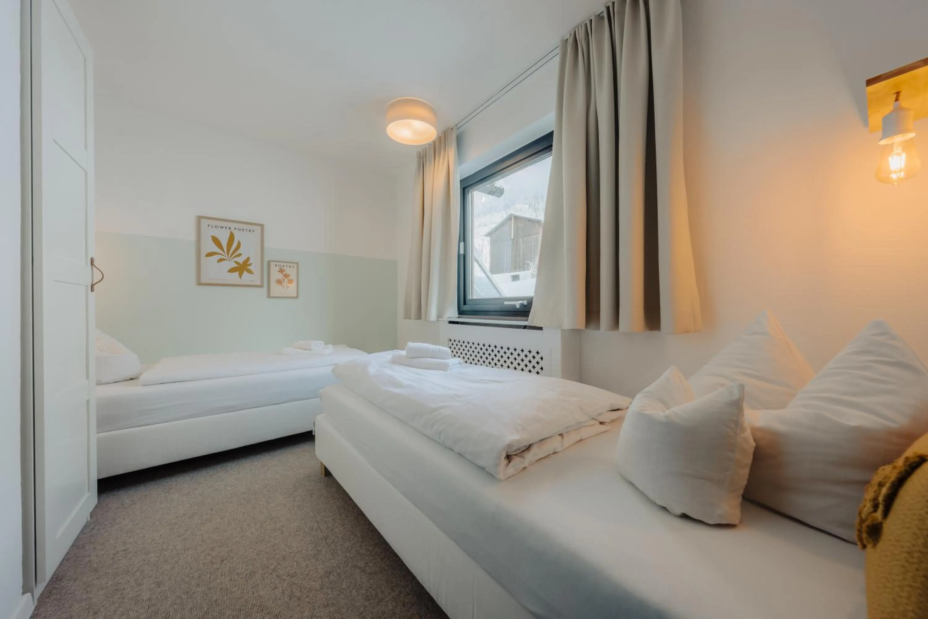 Bedroom, Bed in Hotel Pfeifer