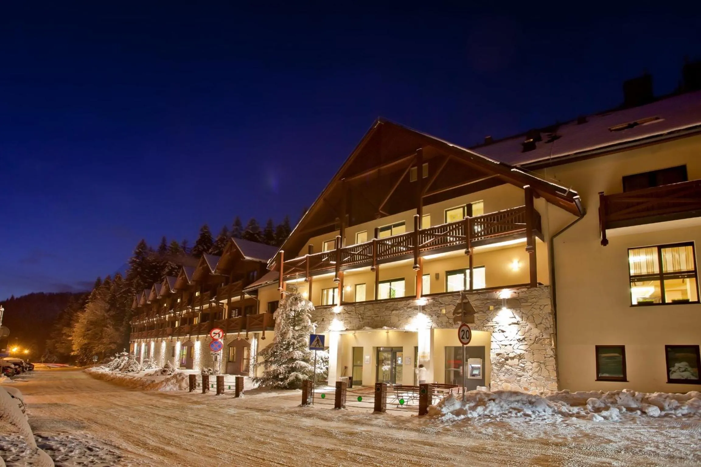 Facade/entrance in Wierchomla Ski & Spa Resort