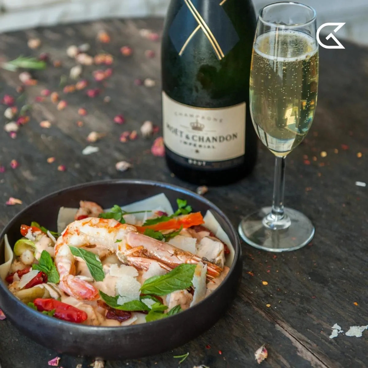 Food and drinks in Golden Tulip Président Hammamet