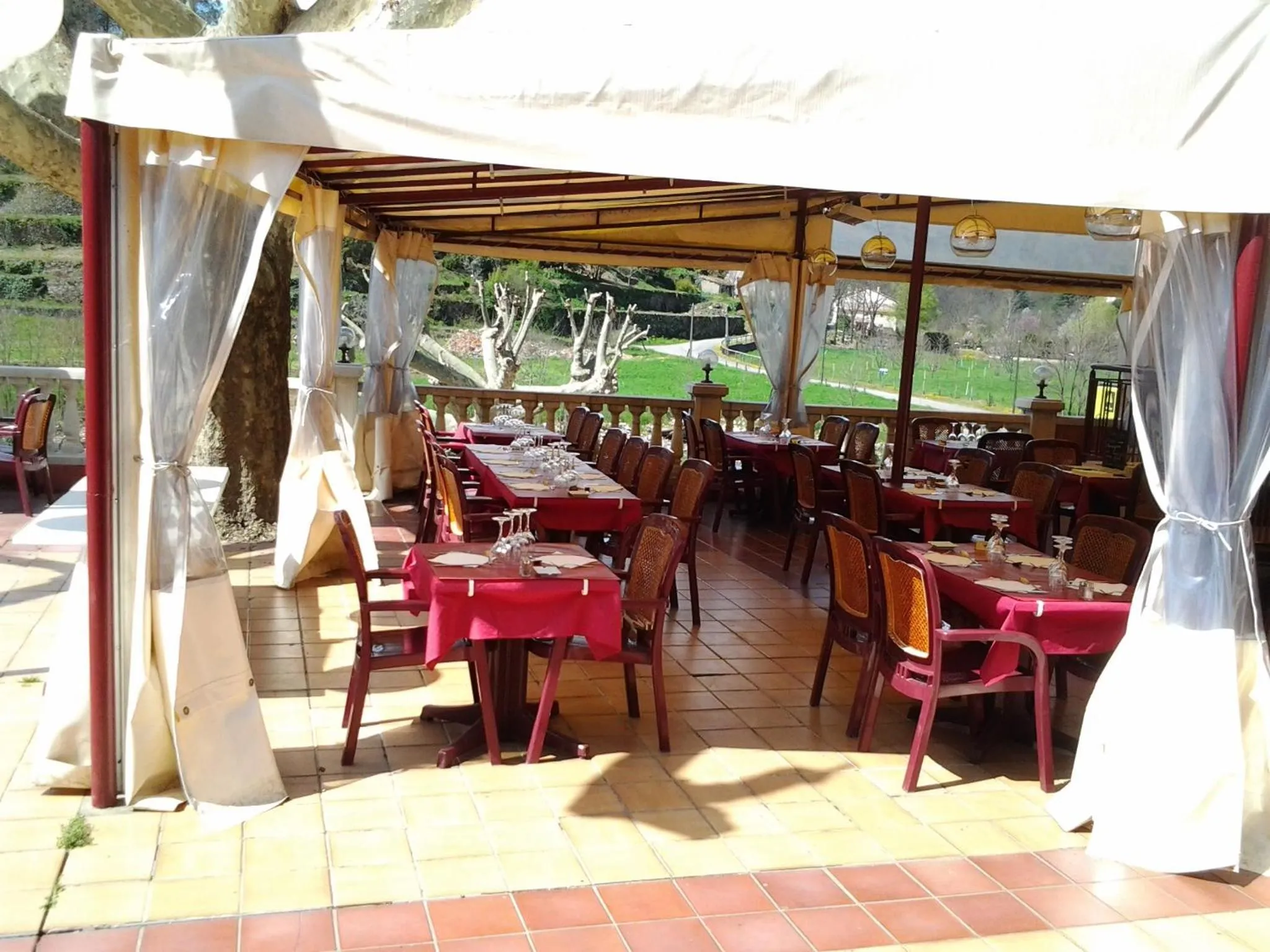 Logis Hotel Restaurant la Corniche des Cevennes