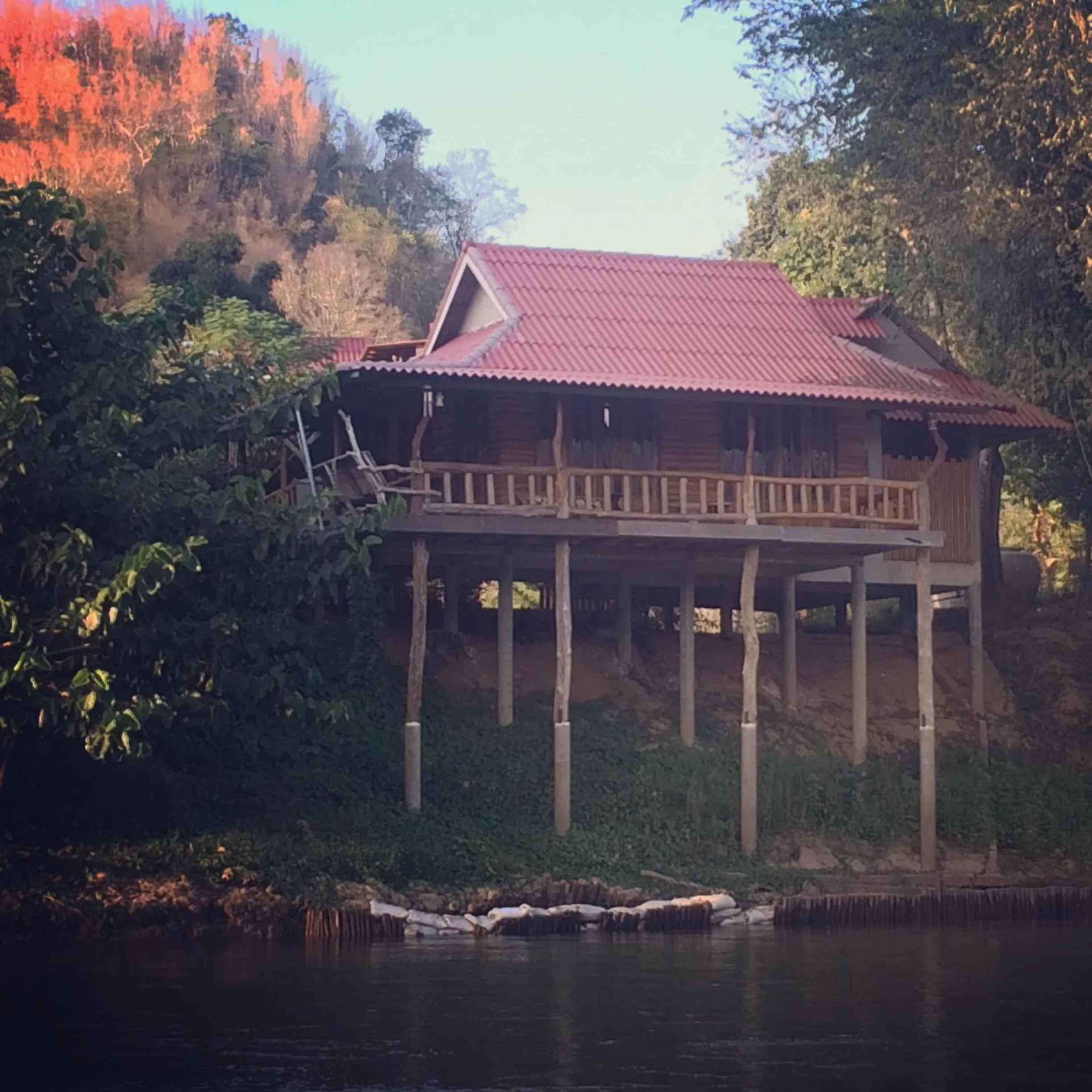 BaanRai KhunYa บ้านไร่คุณย่า