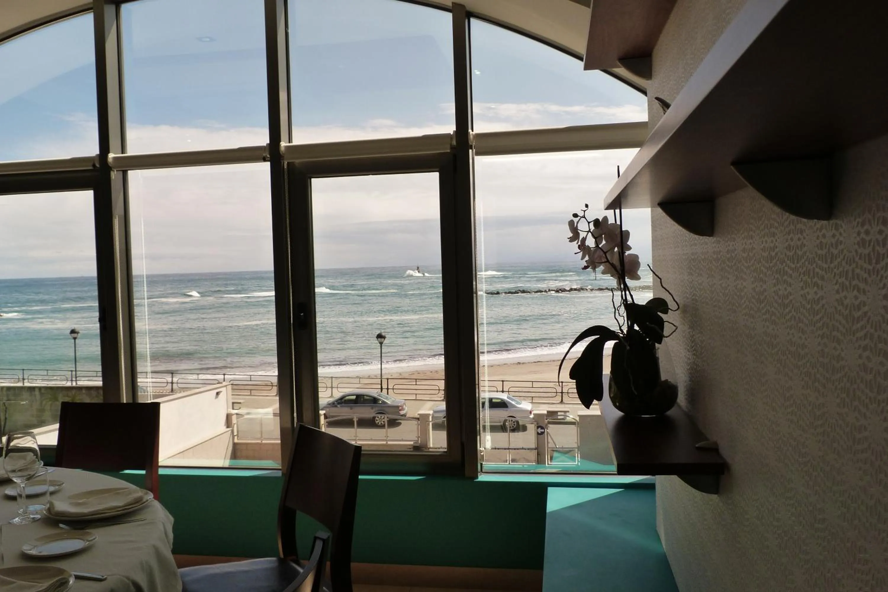 Restaurant/places to eat in Hotel Nordés