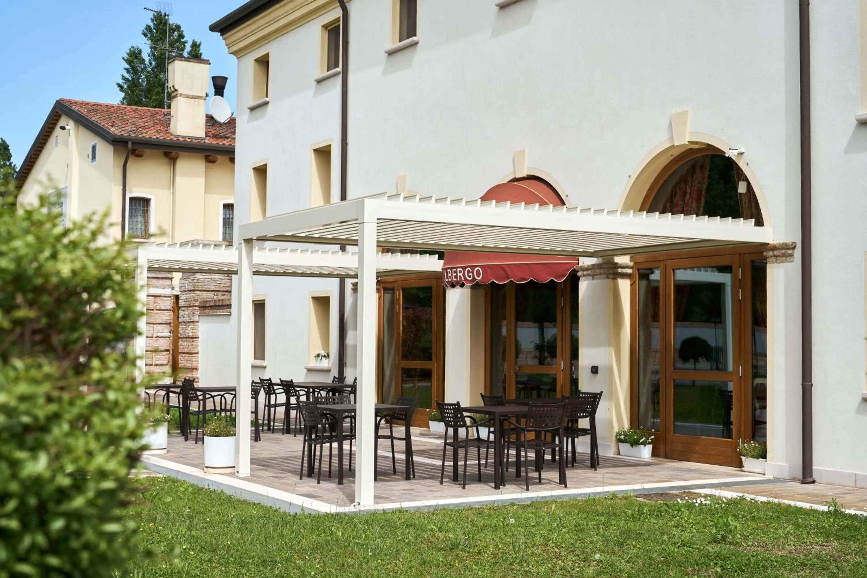 Property building in Albergo Antica Corte Marchesini