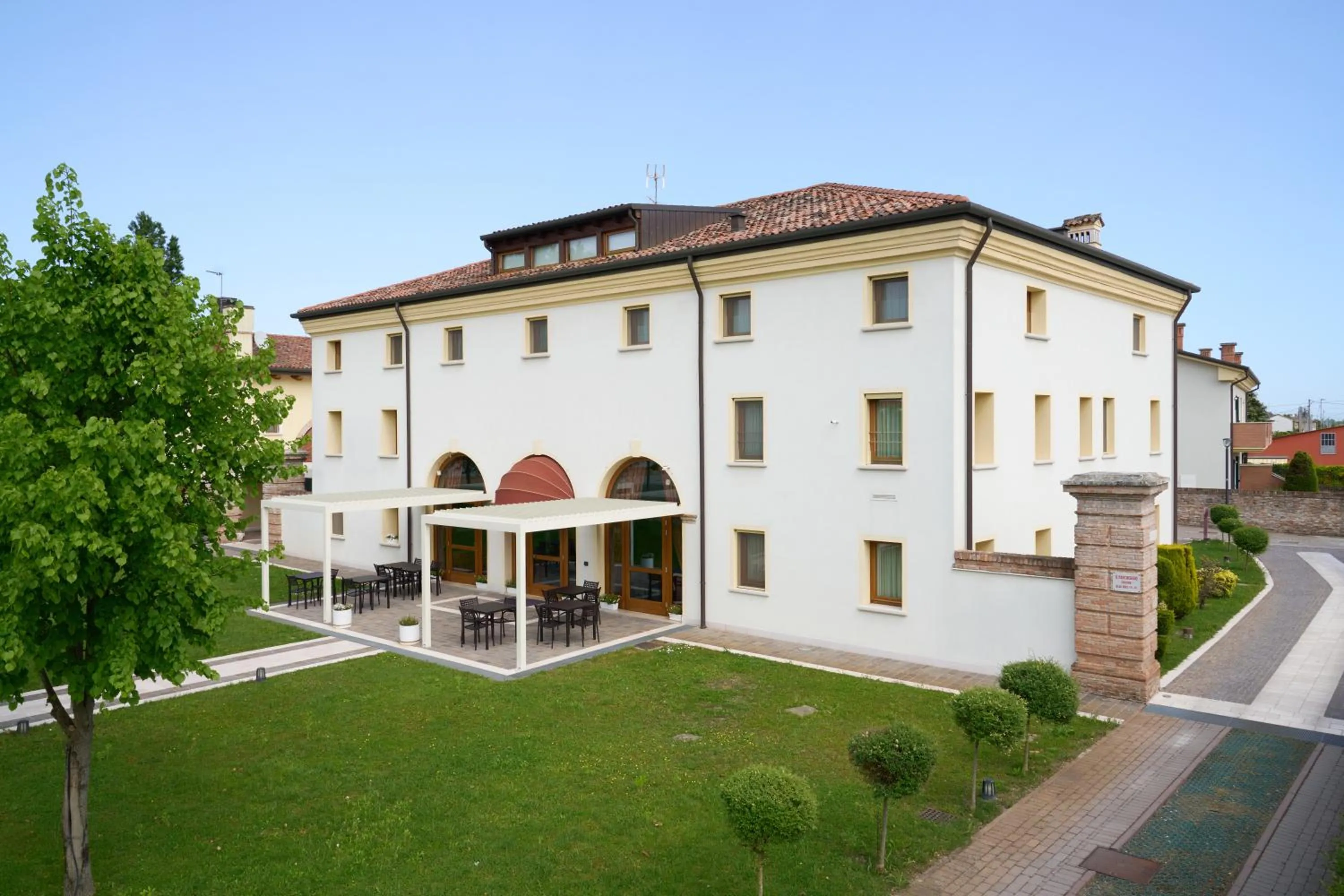 Property building in Albergo Antica Corte Marchesini