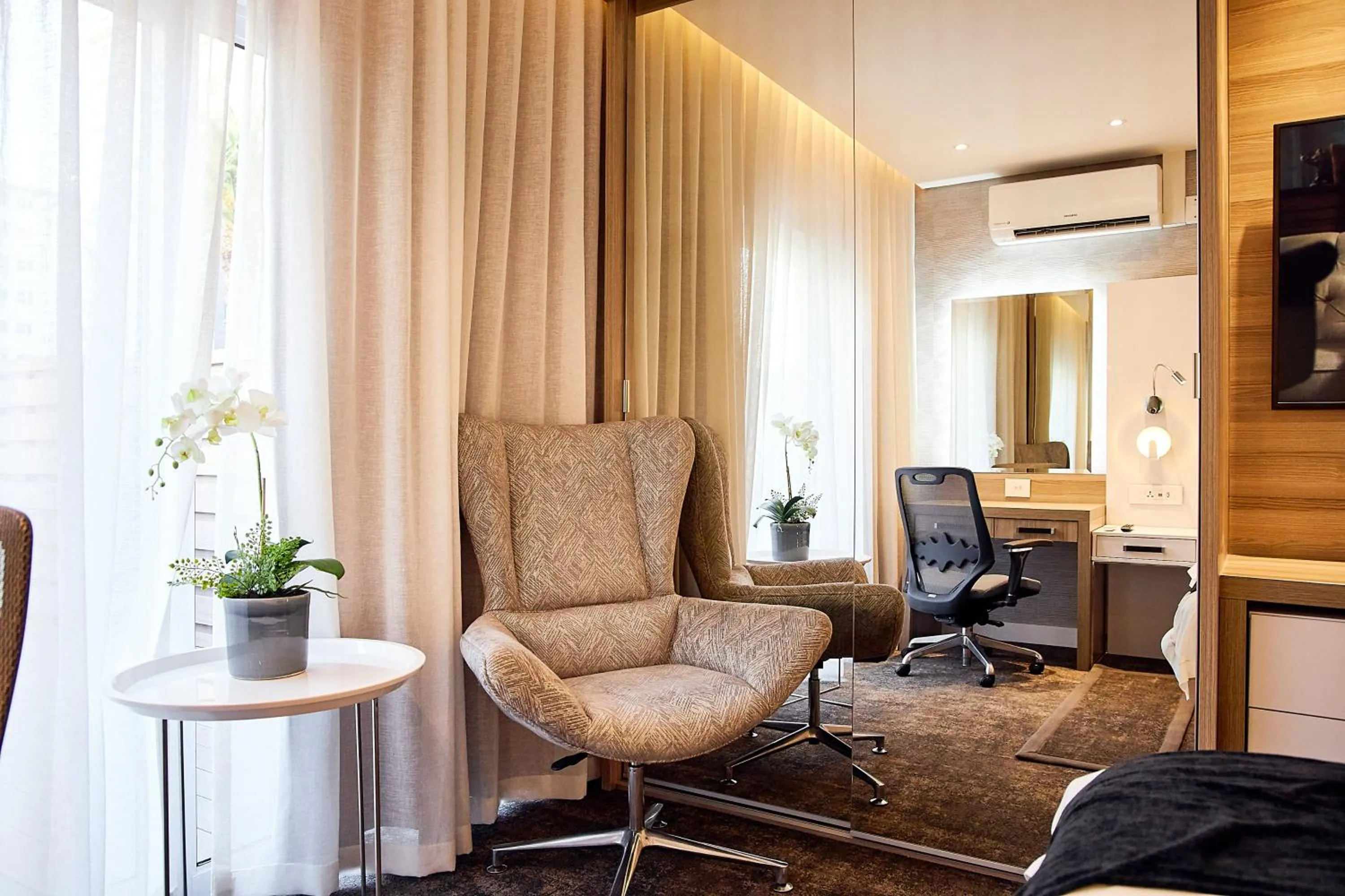 TV and multimedia in First Group Riviera Suites