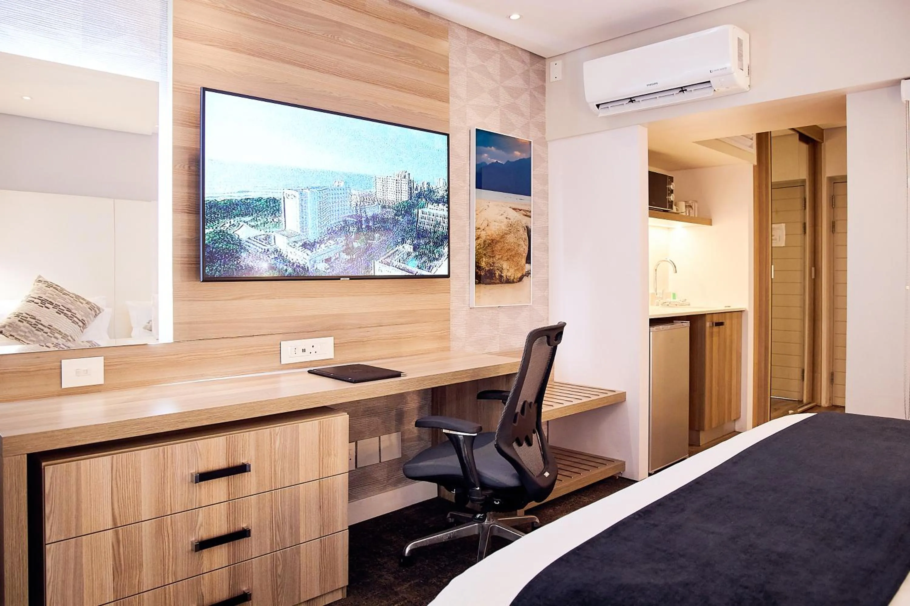 TV and multimedia, Bed in First Group Riviera Suites