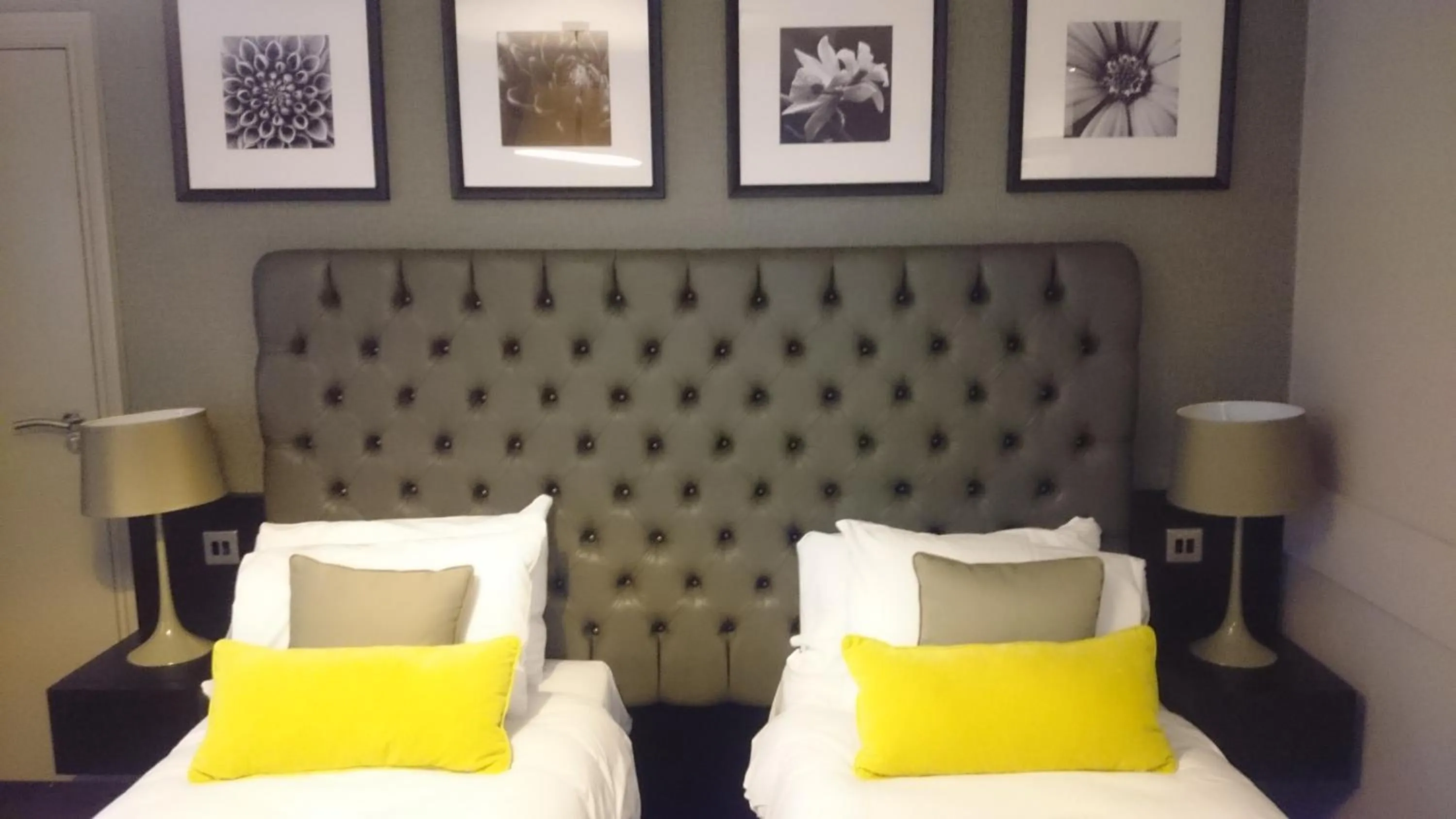 Decorative detail, Bed in The Bulls Head Hotel