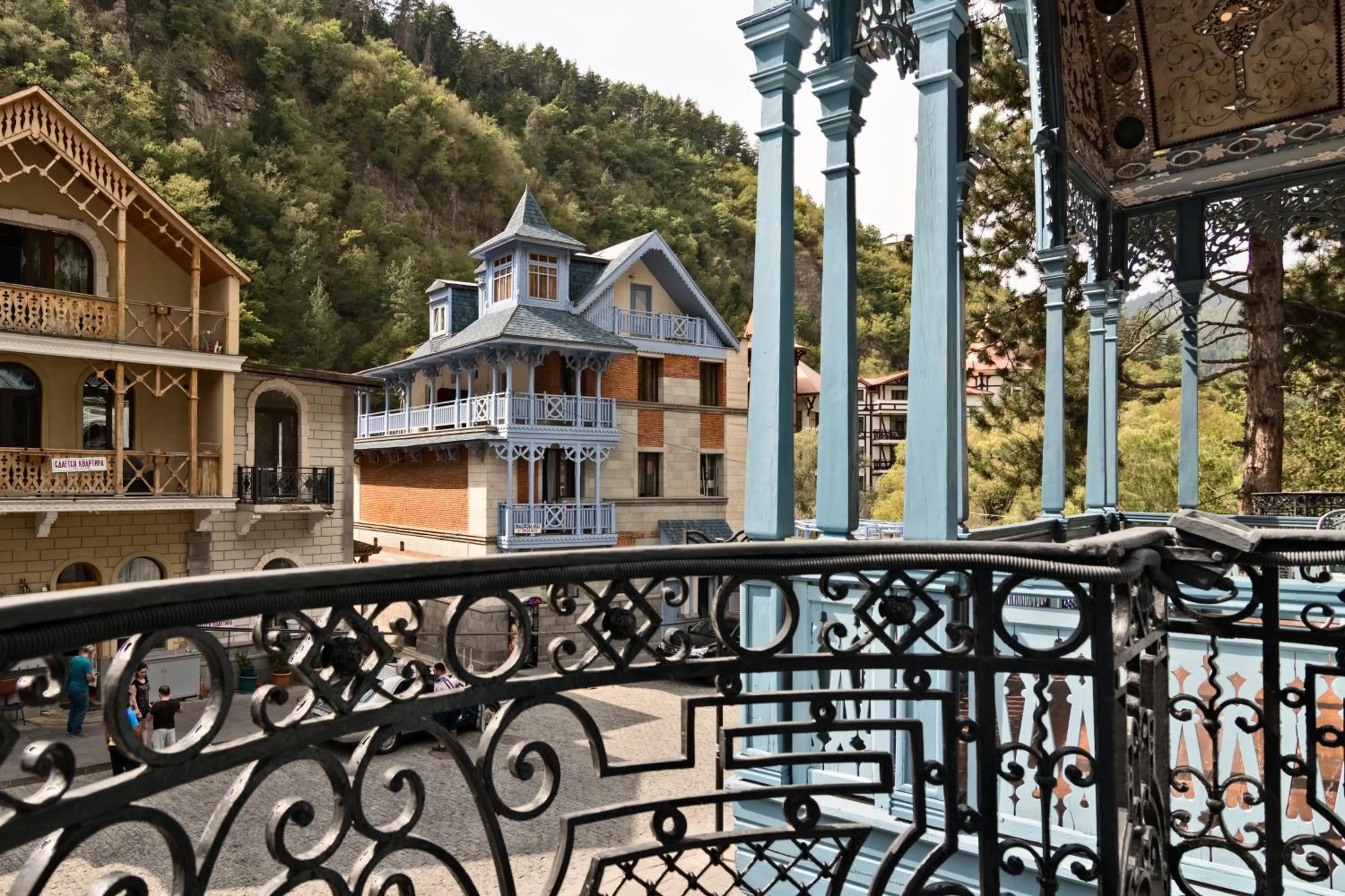 Balcony/Terrace in Golden Tulip Borjomi