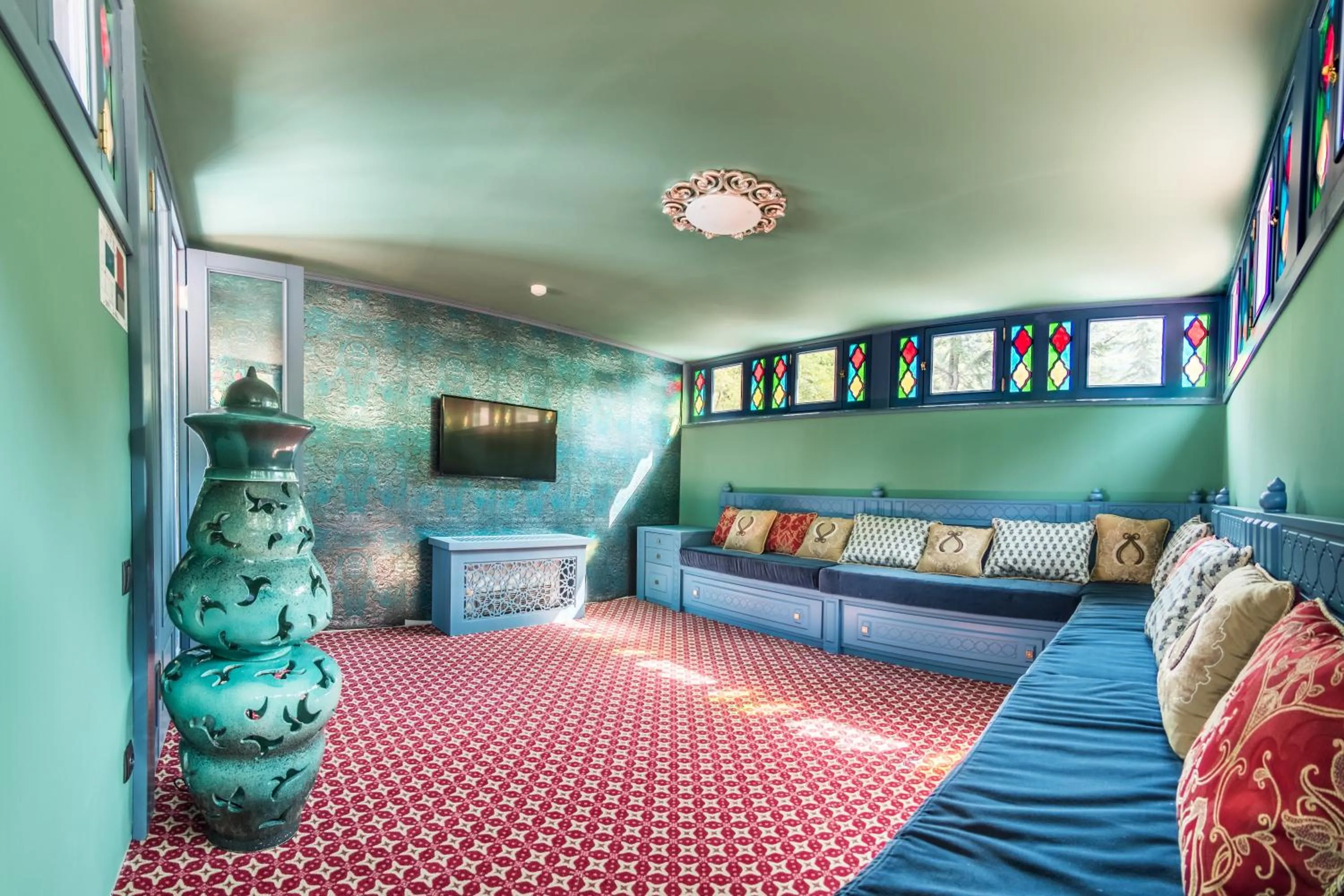 Game Room in Golden Tulip Borjomi