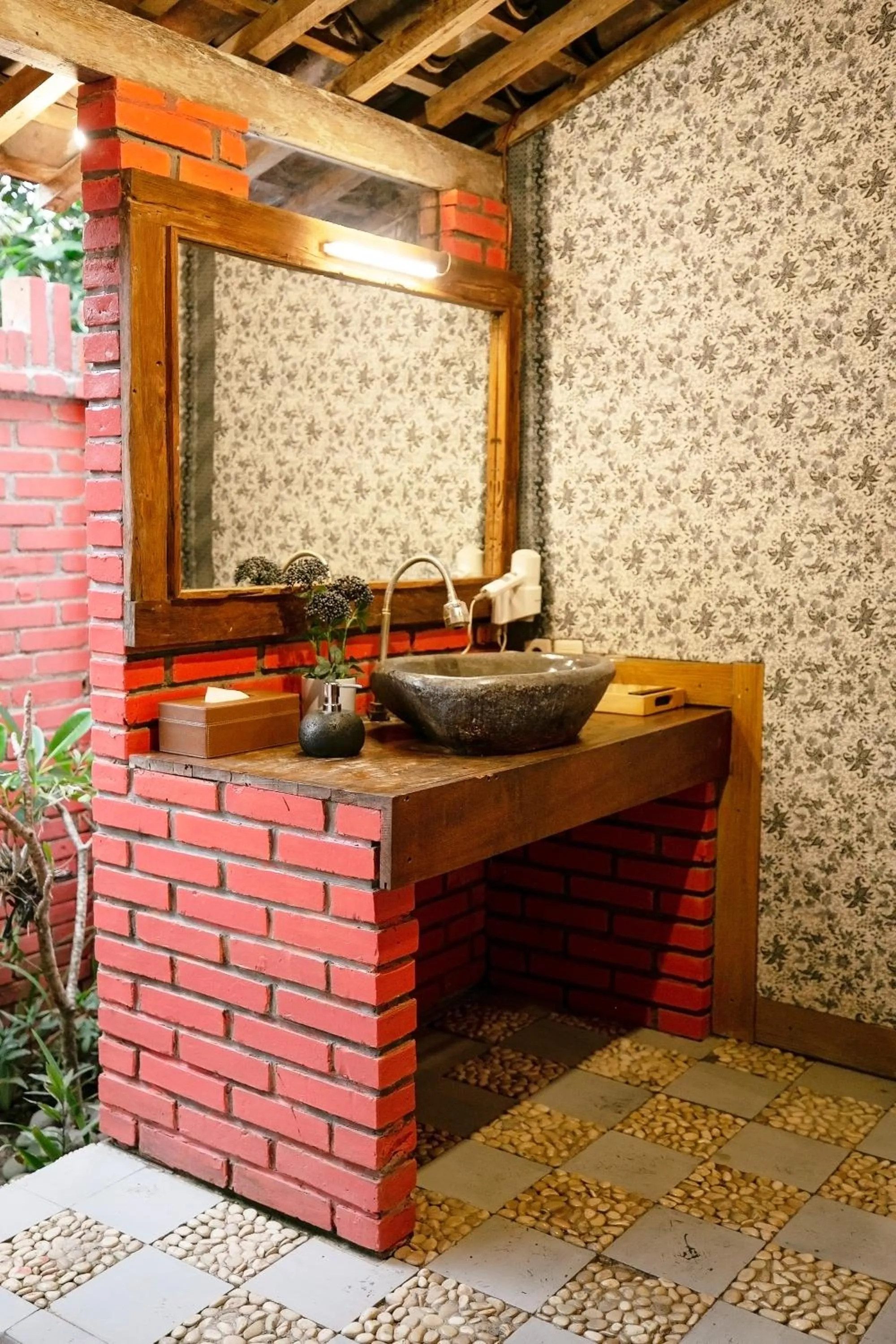 Bathroom in Rajaklana Resort and Spa