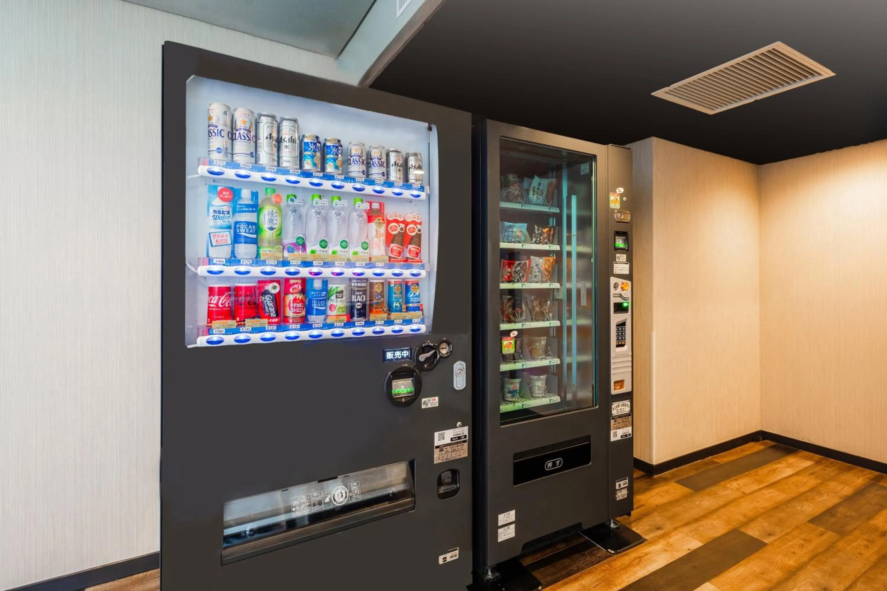 vending machine in HOTEL MYSTAYS Sapporo Nakajima Park