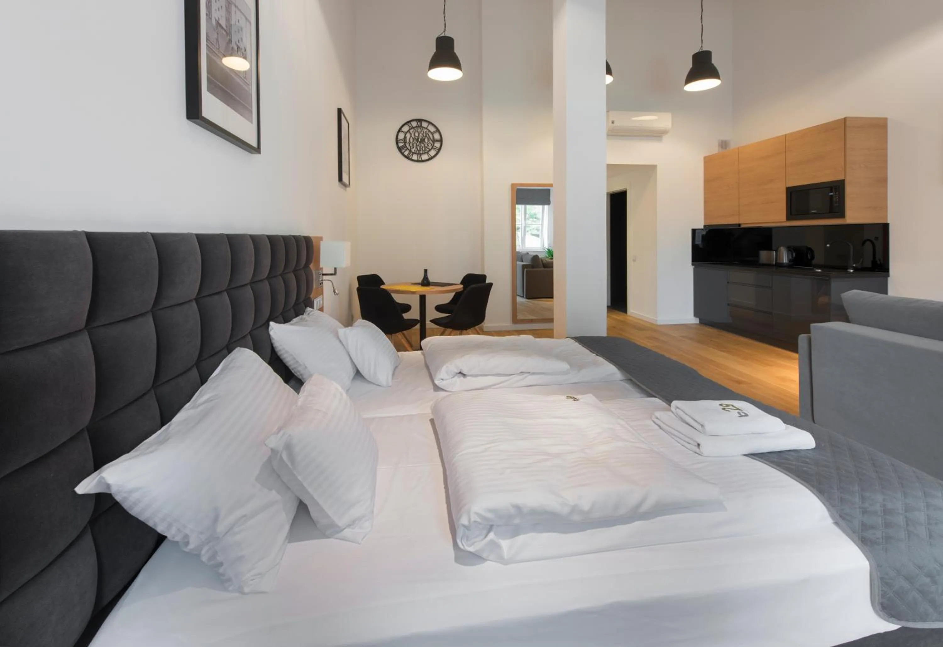 Bed in Aparthotel BC 29 Residence