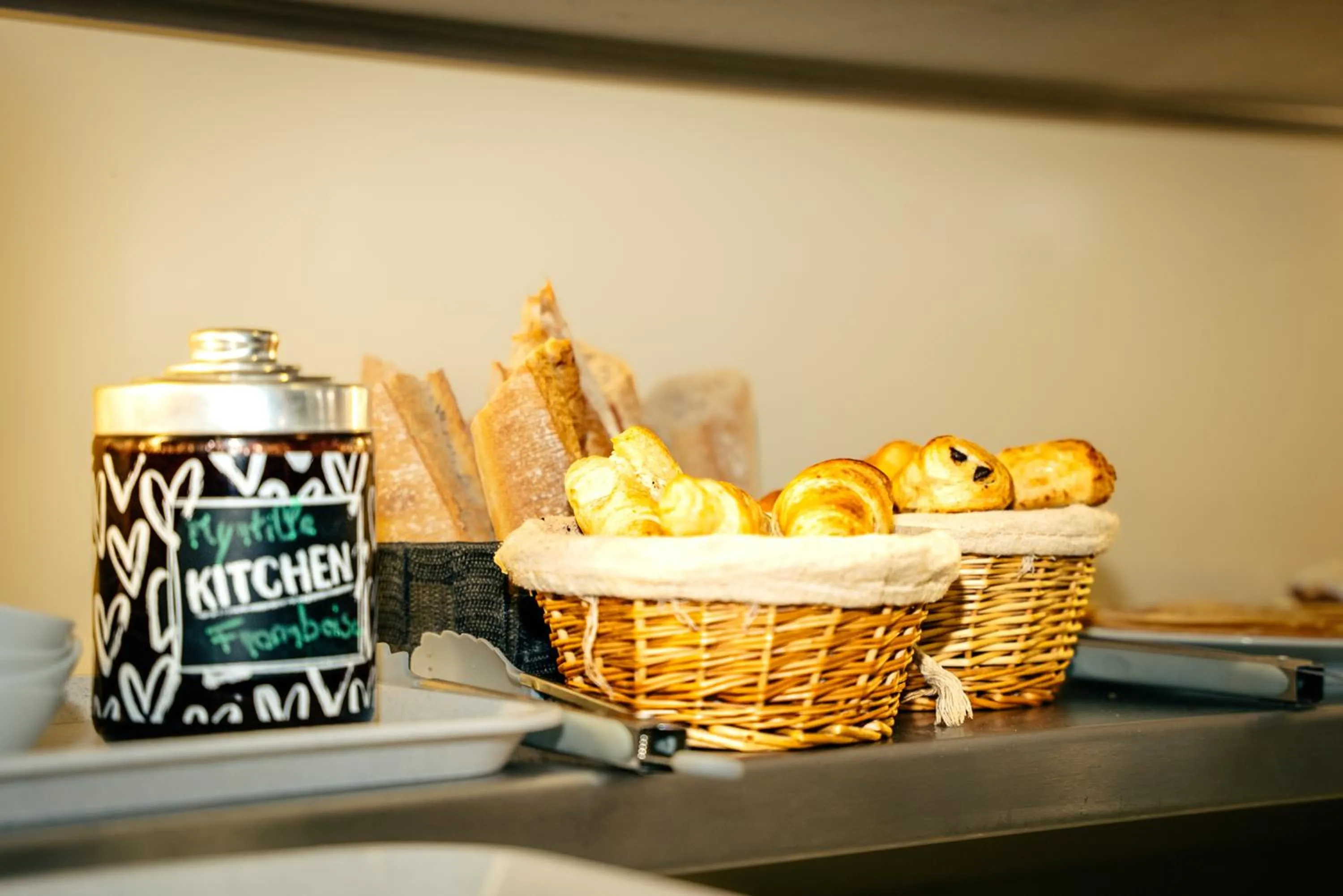 Breakfast in Hotel les Commercants