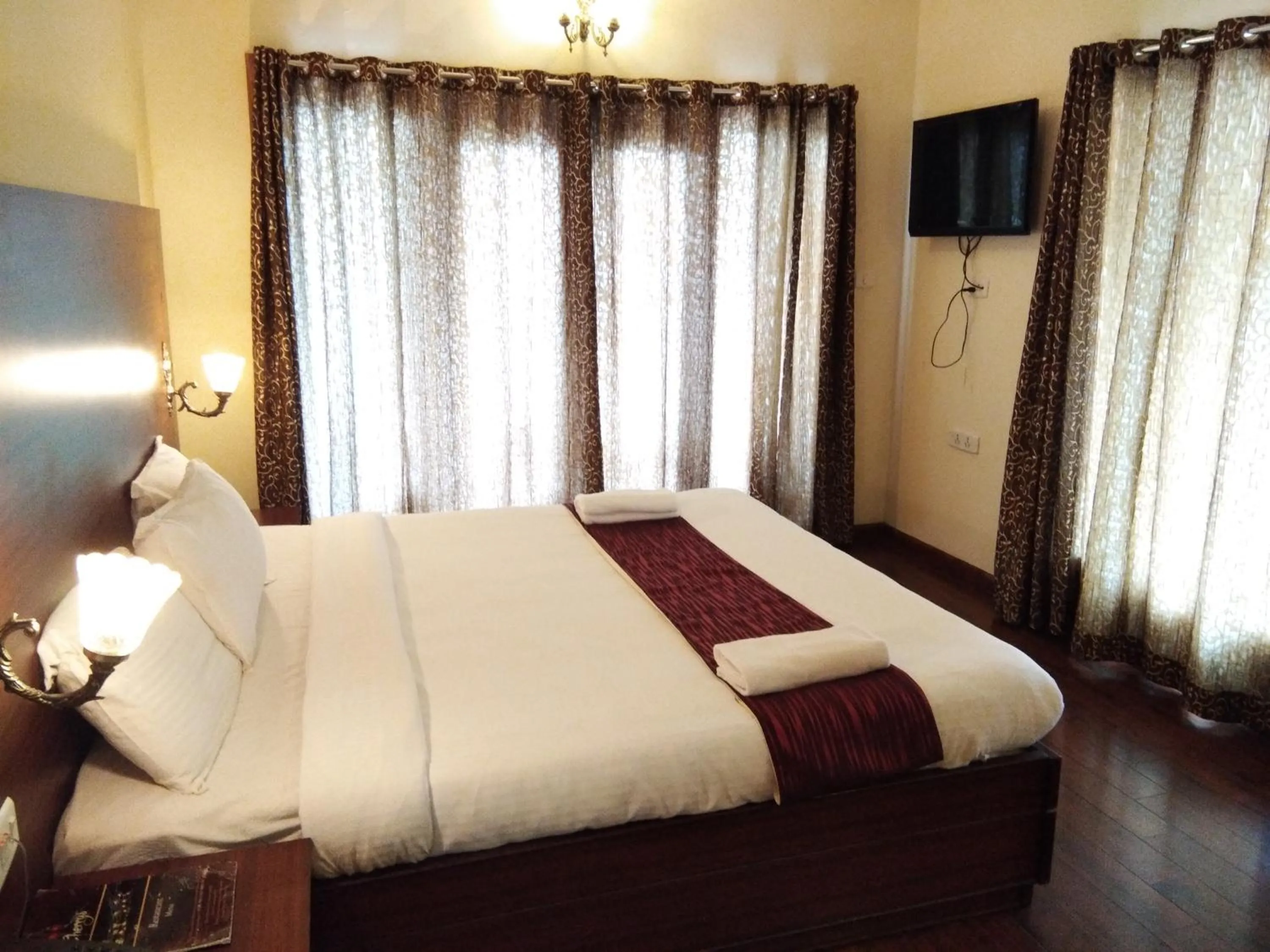 Bed in Berry Hills Resort