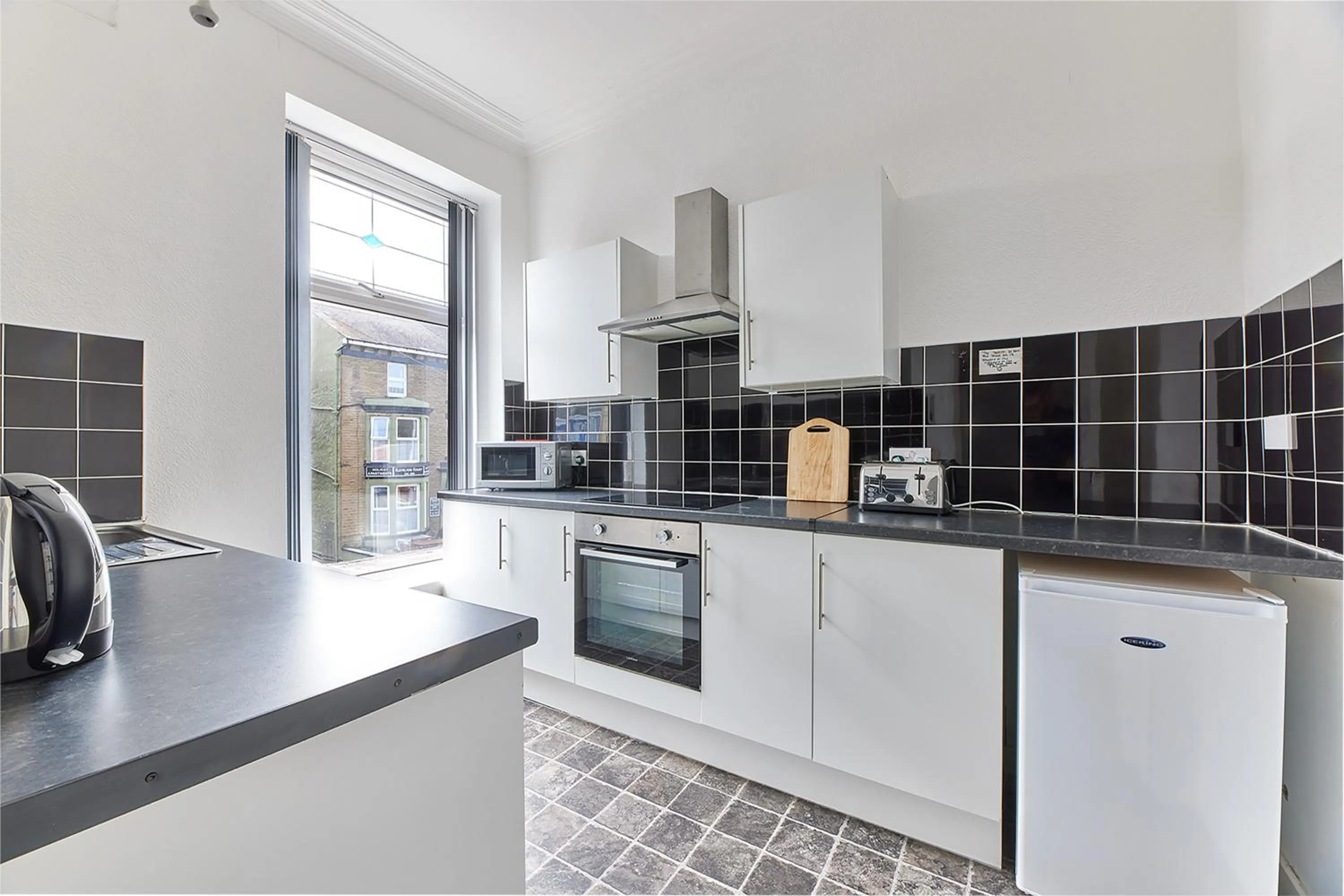 Kitchen or kitchenette in Pleasure Holiday Apartments