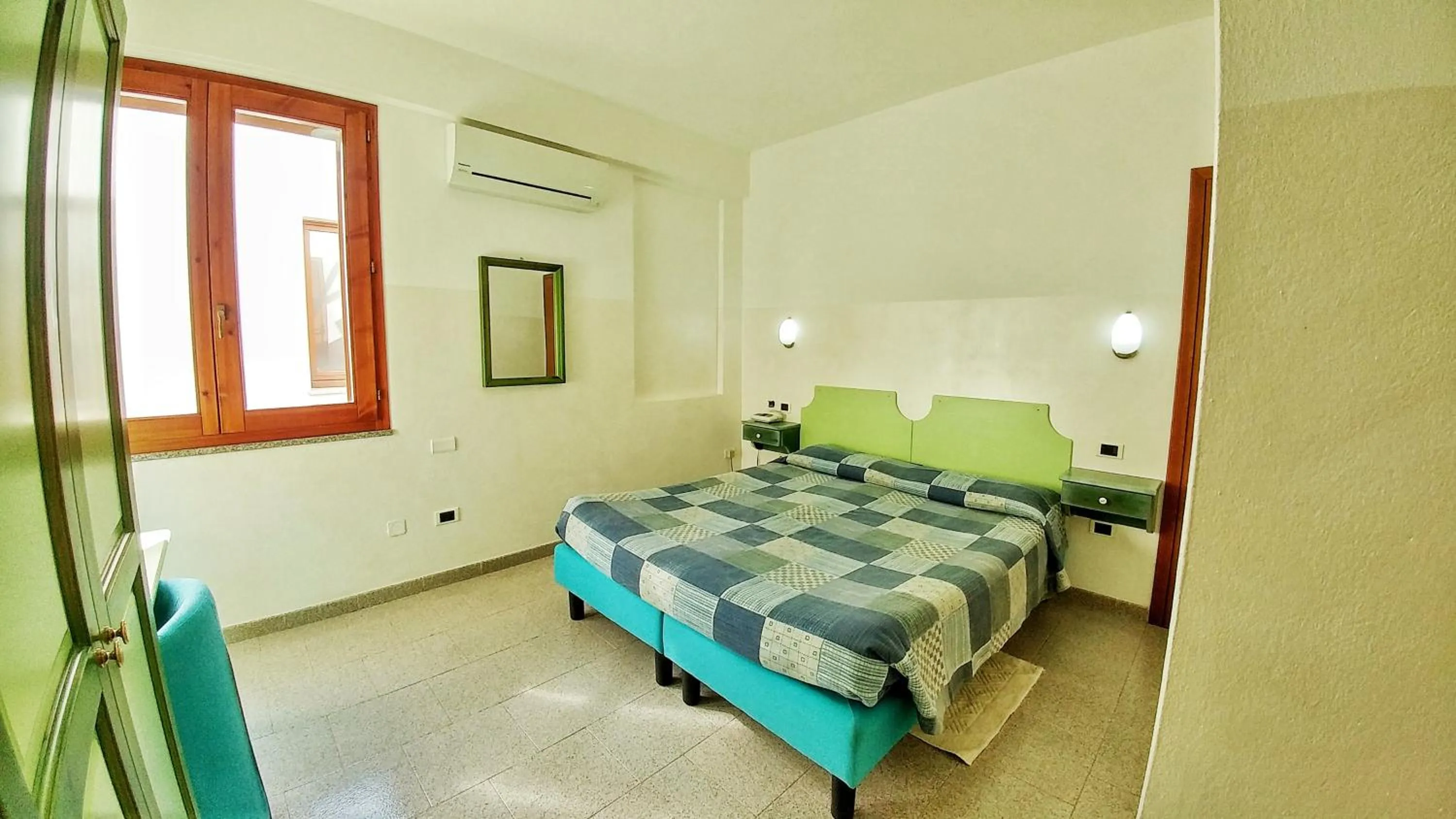 Photo of the whole room, Bed in Hotel Meridiana