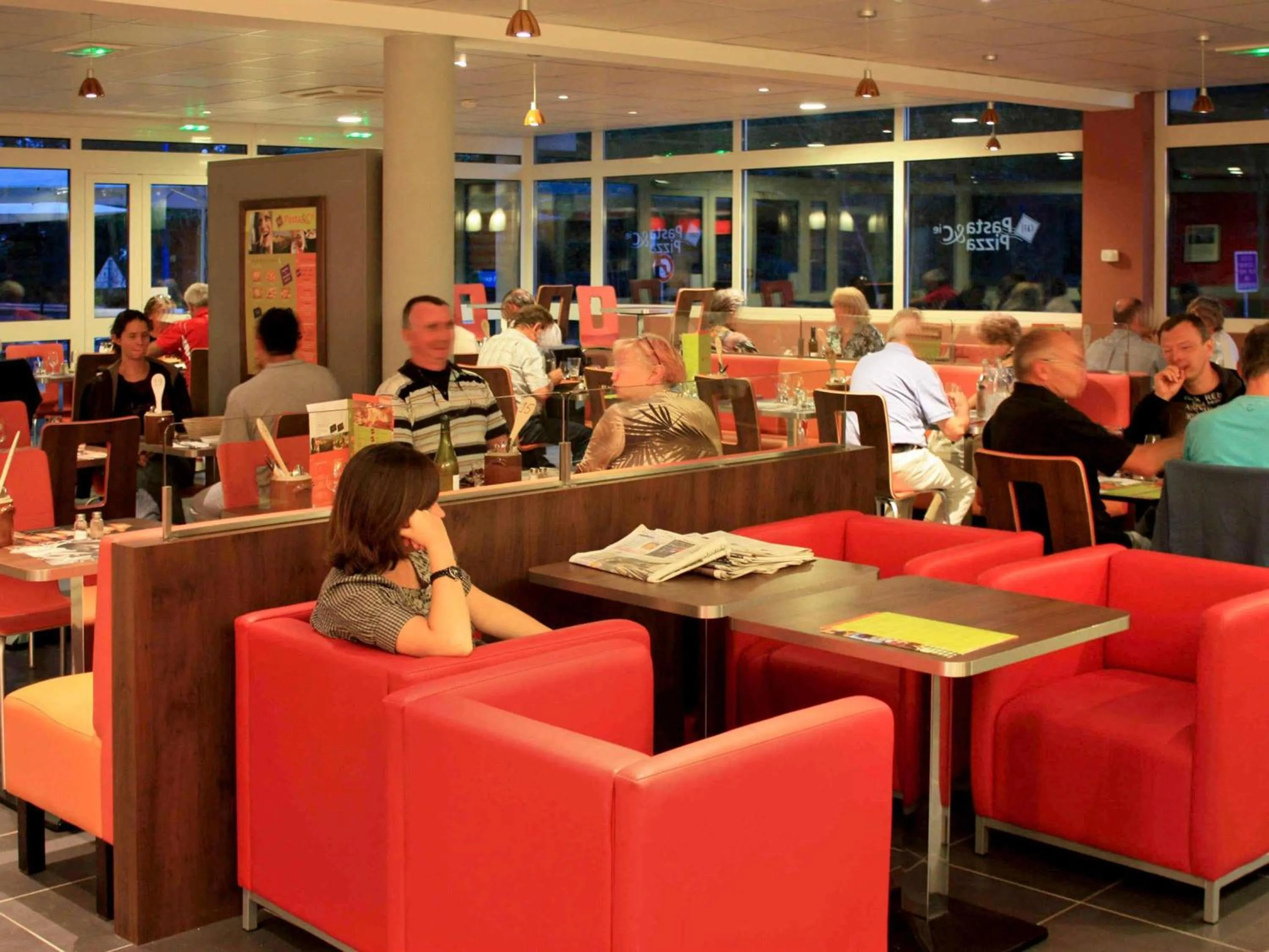 Restaurant/places to eat in ibis Loriol Le Pouzin