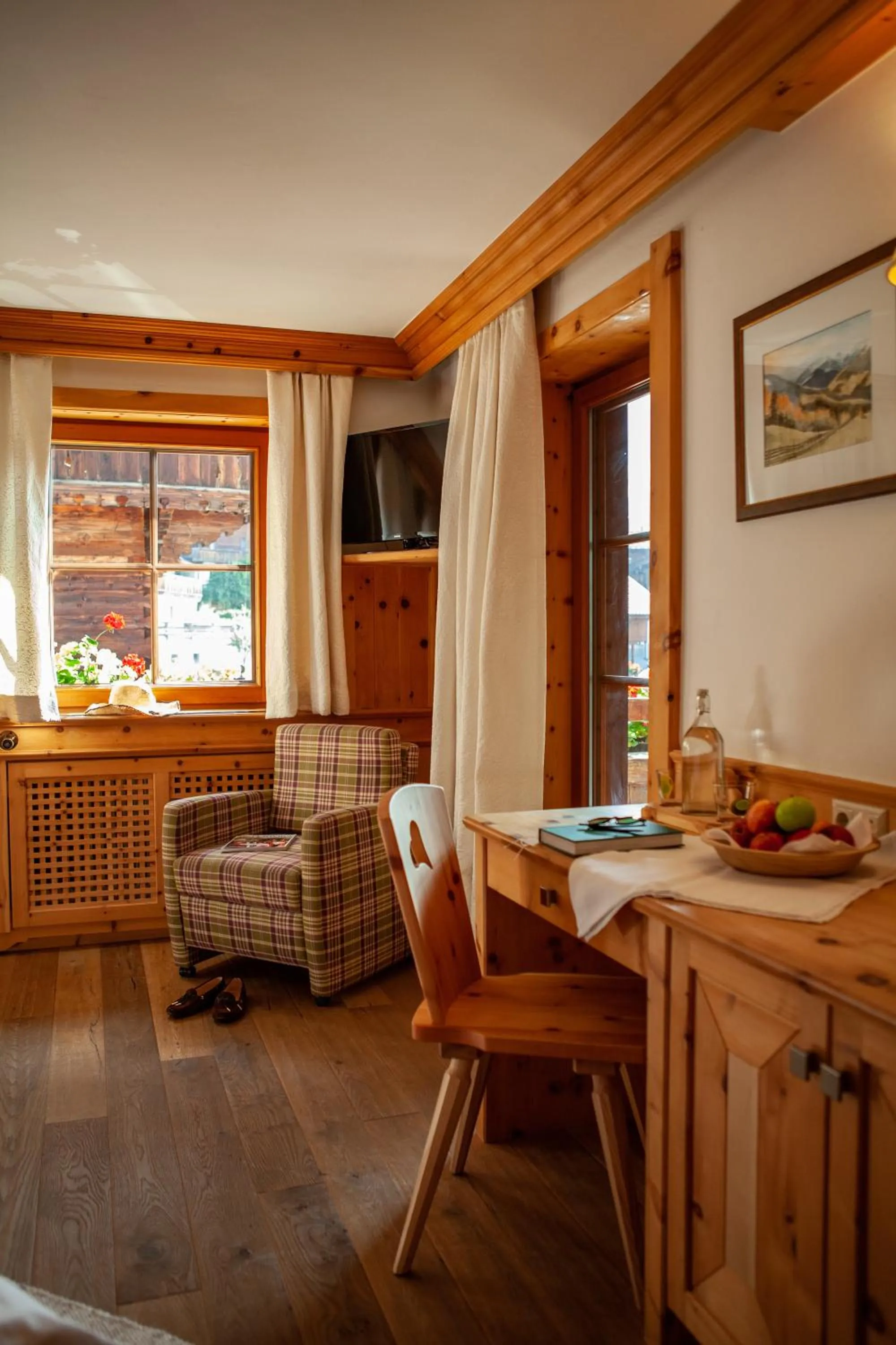 Seating area in Hotel Zur Post