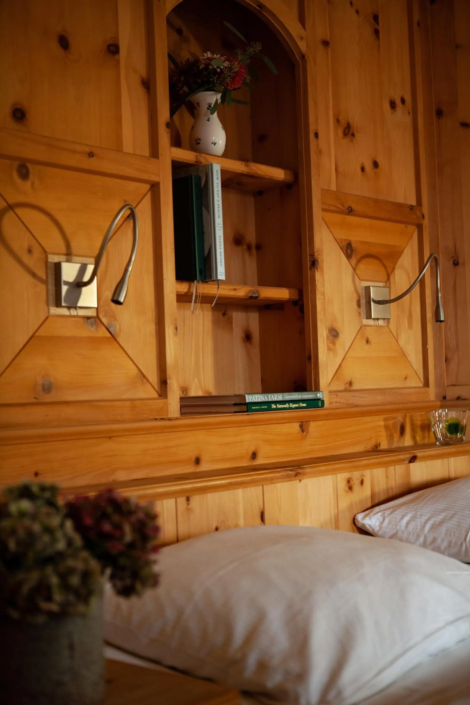 Photo of the whole room, Bed in Hotel Zur Post