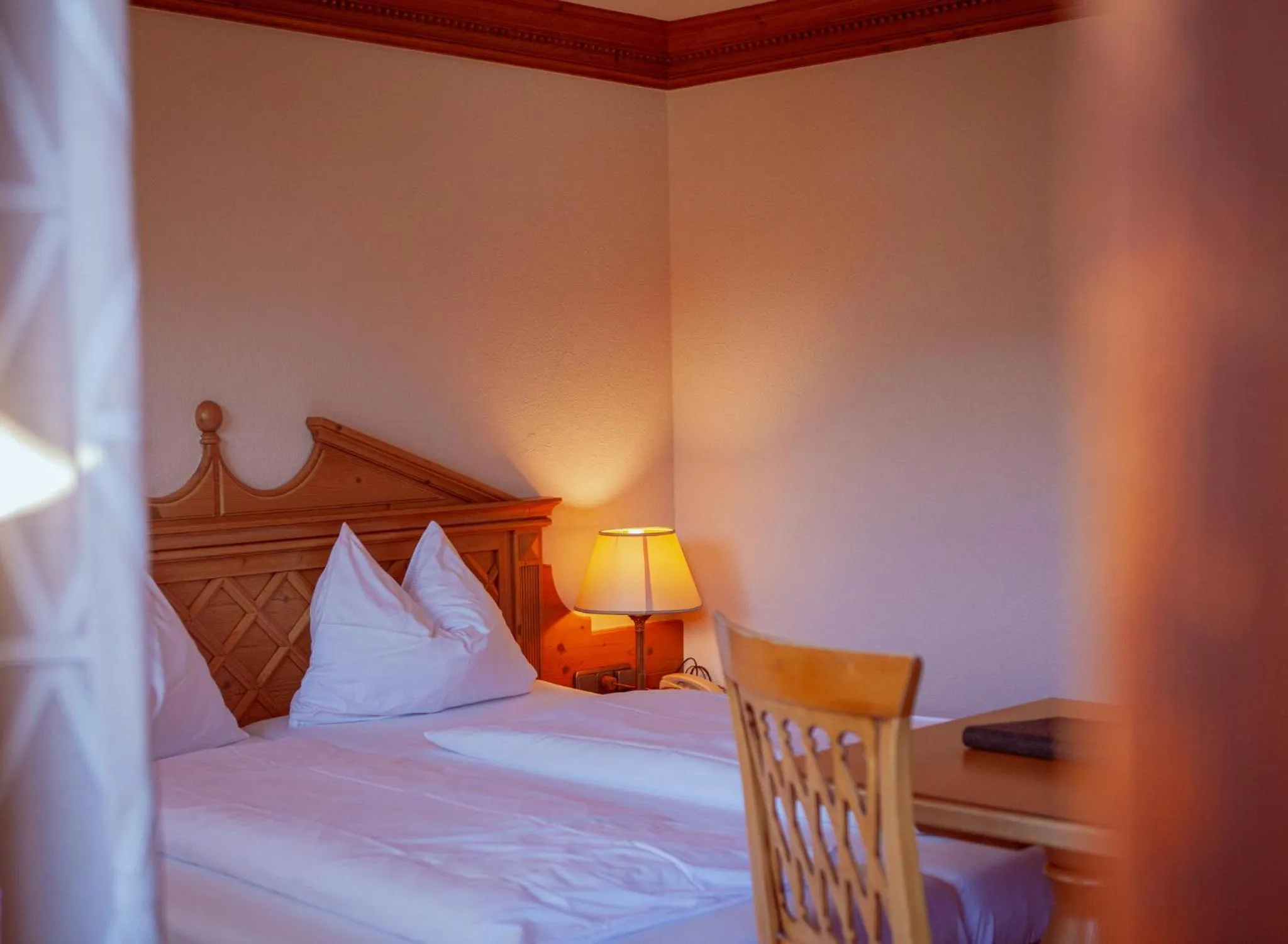 Bedroom, Bed in Hotel Zur Post