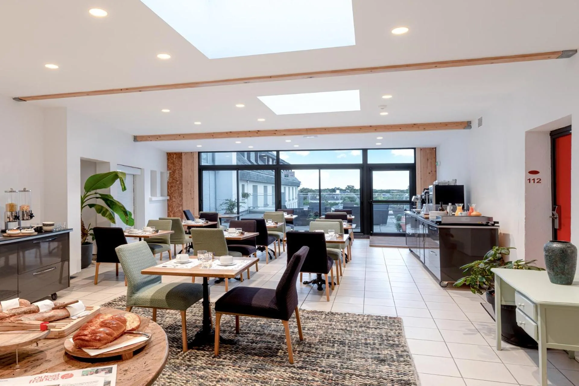 Breakfast in Hotel Restaurant Lesage