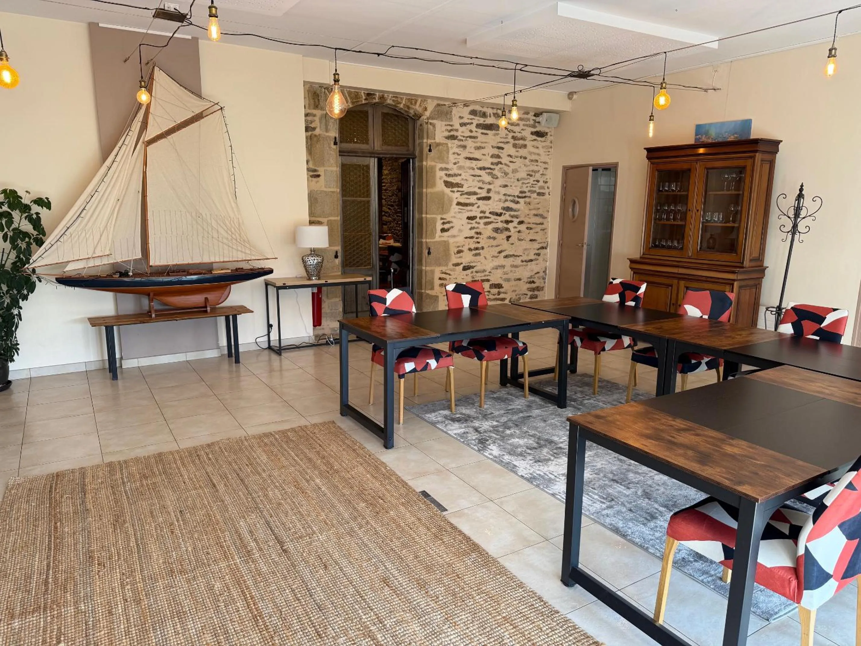 Banquet/Function facilities in Hotel Restaurant Lesage