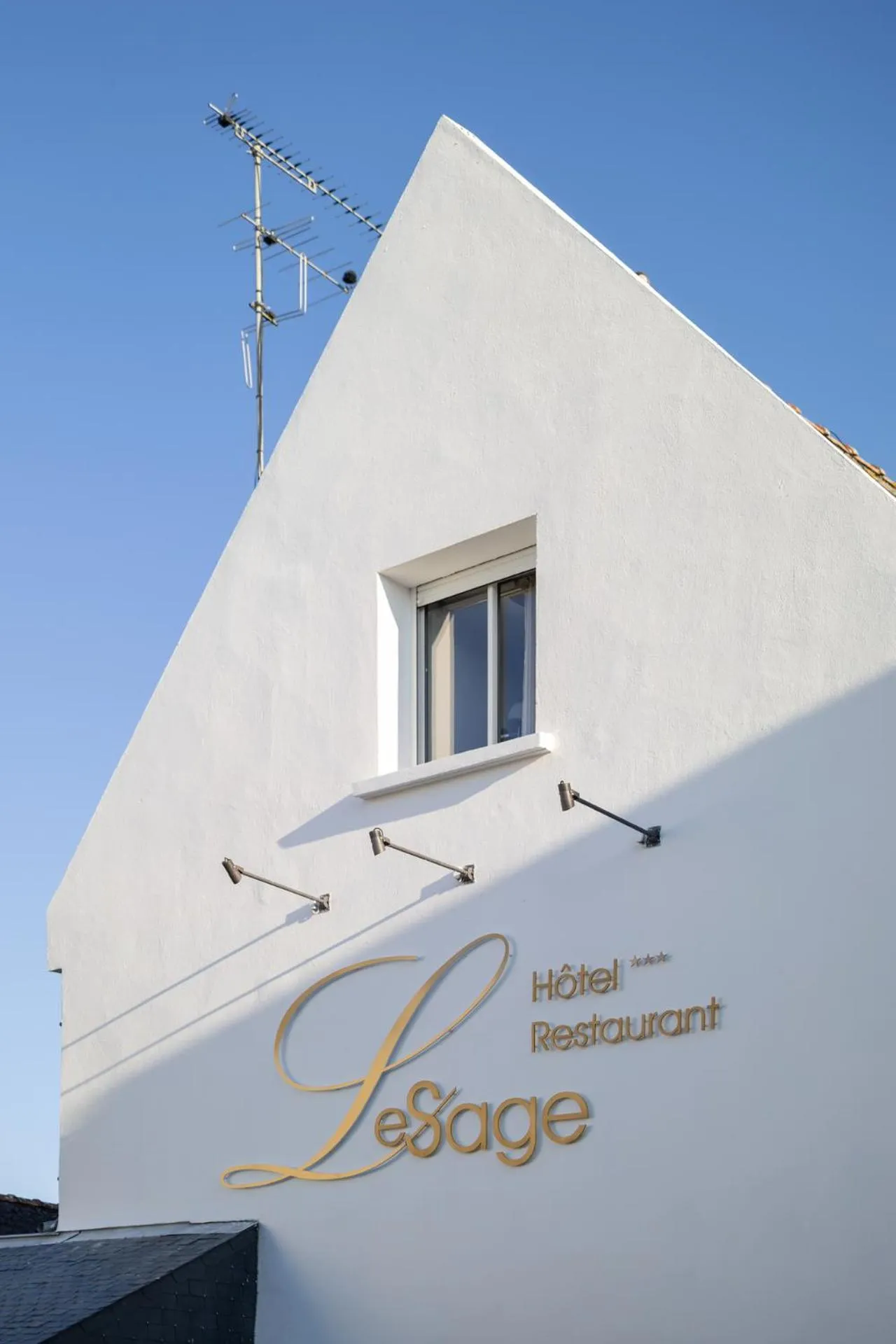 Facade/entrance in Hotel Restaurant Lesage