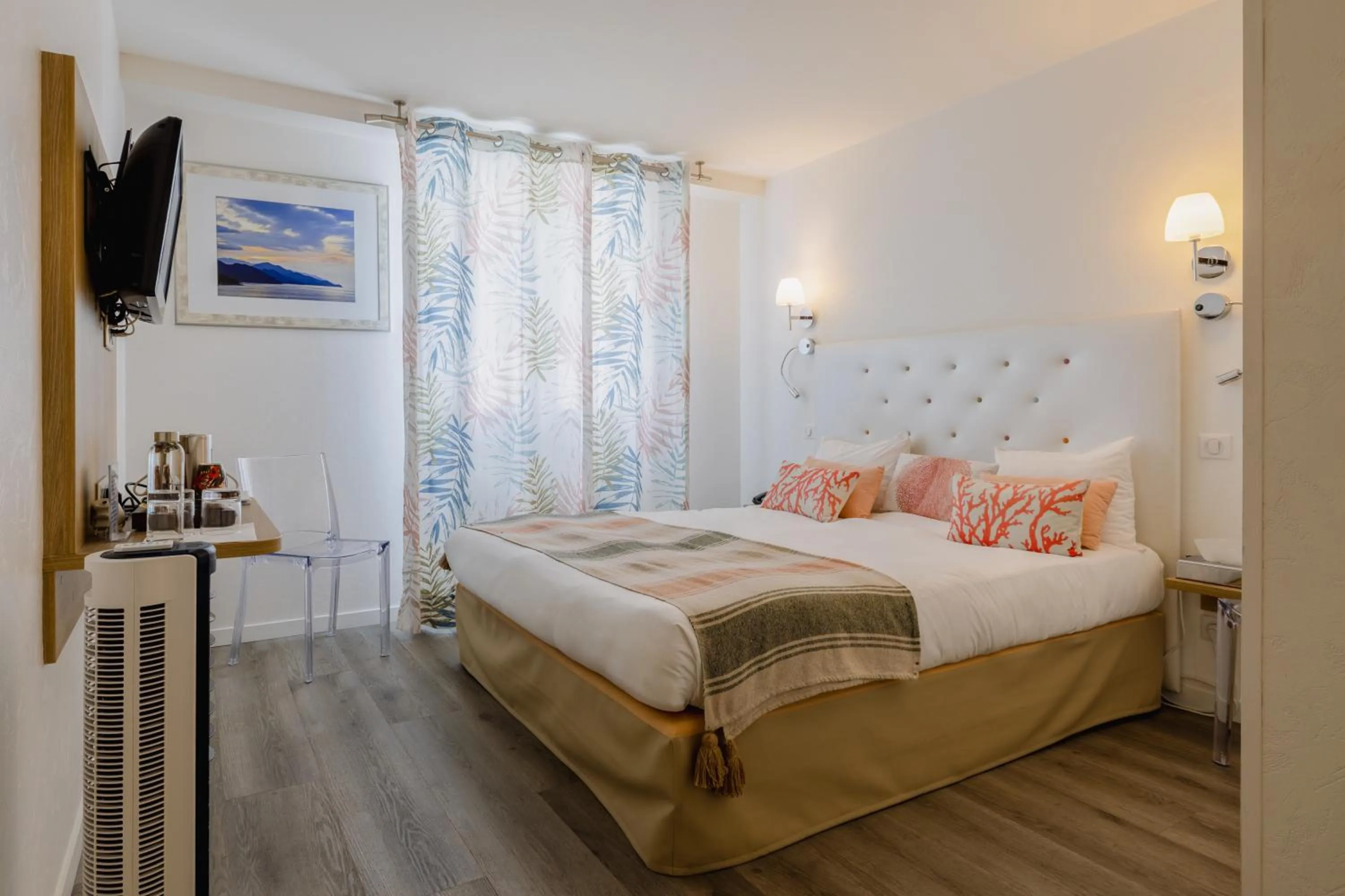 Photo of the whole room, Bed in Hotel Restaurant Lesage