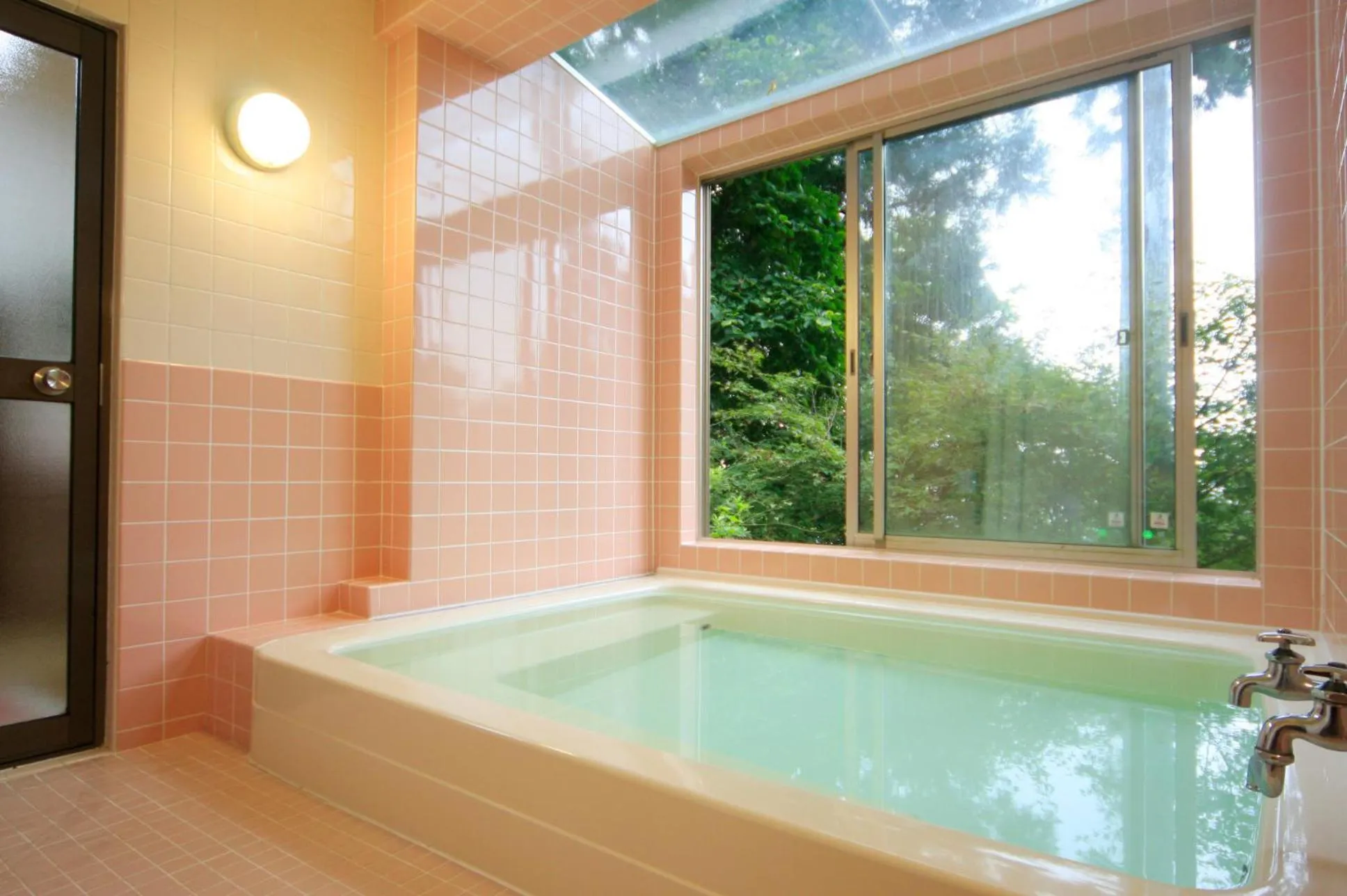 Public Bath in Nobori