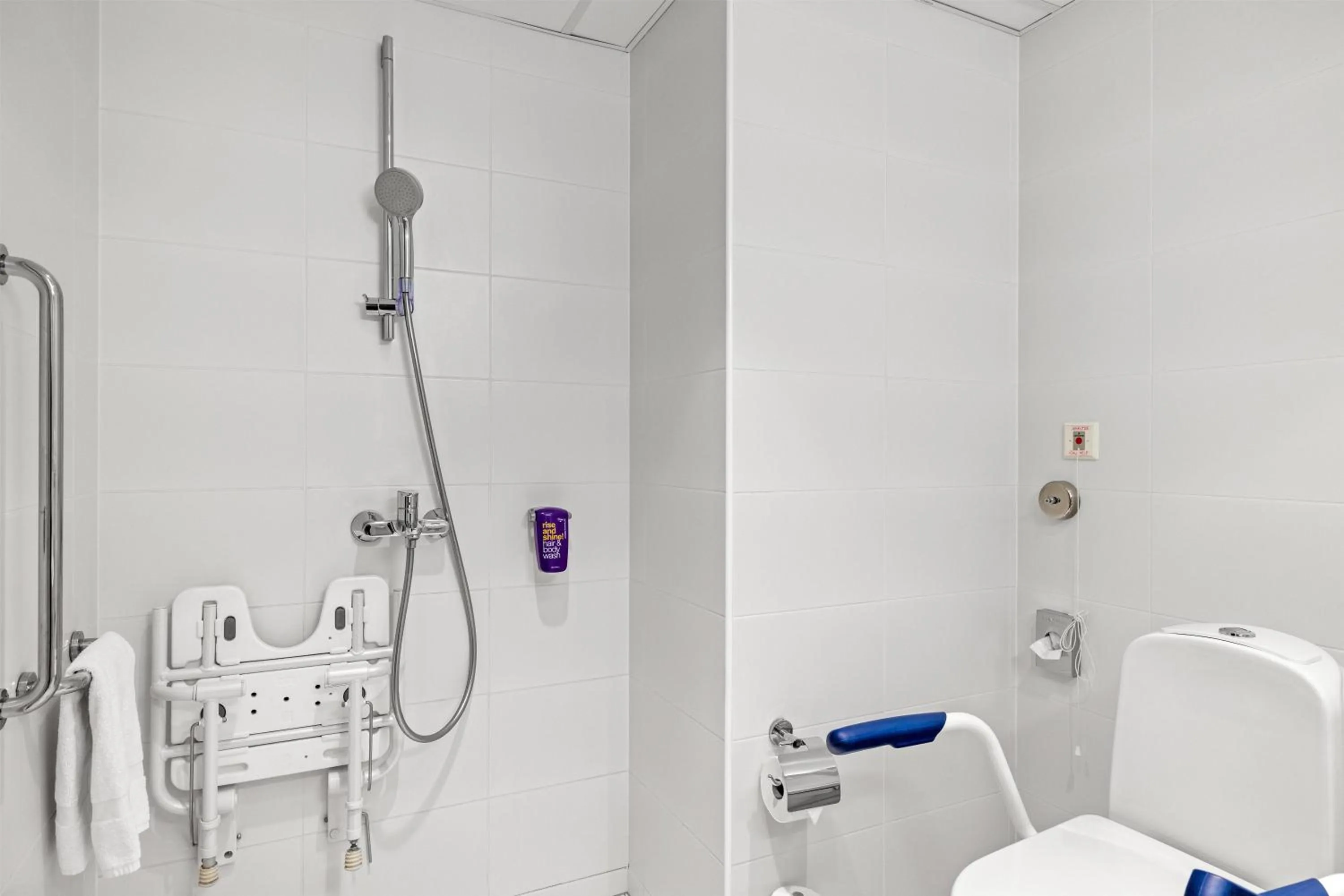 Bathroom in Park Inn by Radisson Meriton Conference & Spa Hotel Tallinn