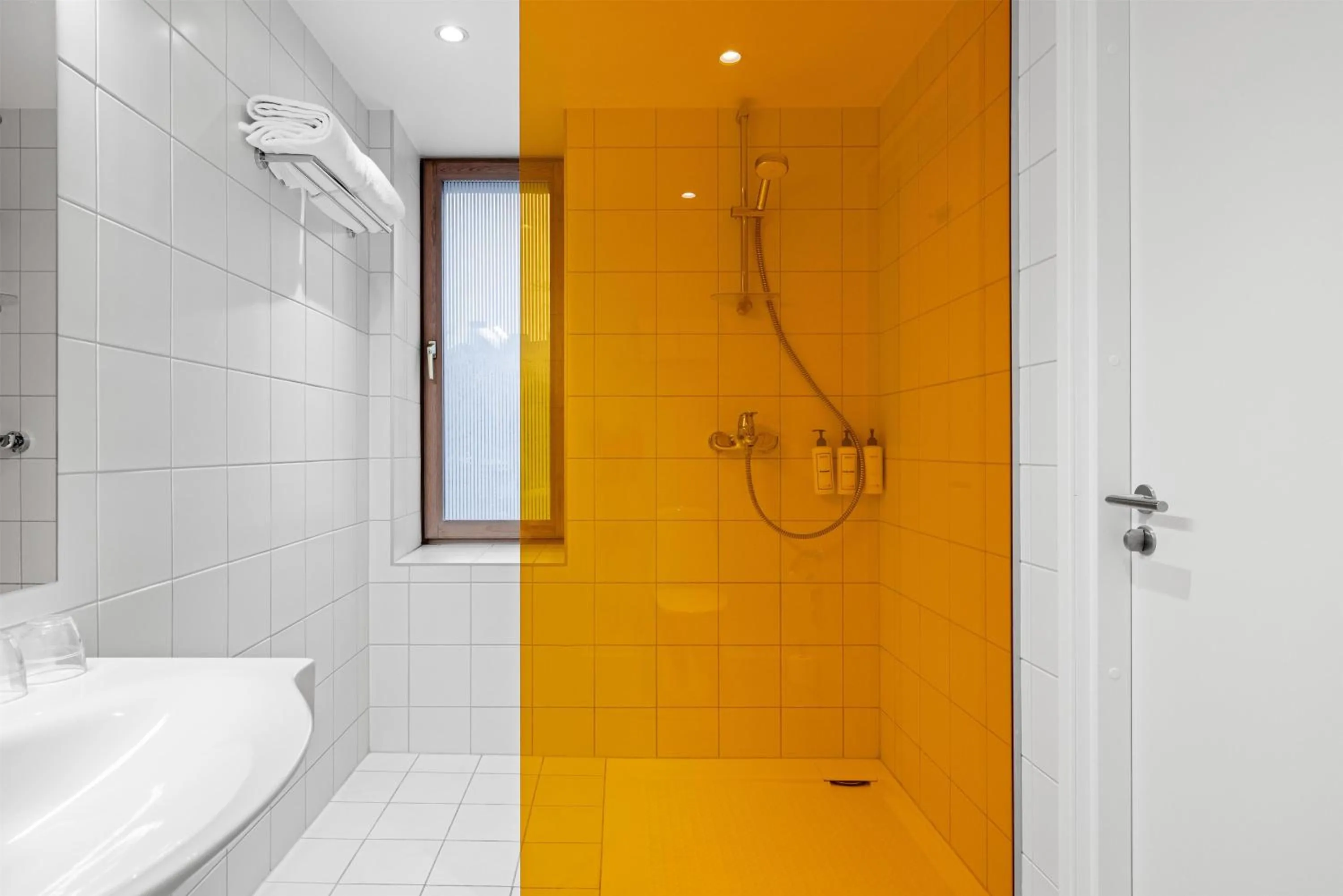 Bathroom in Park Inn by Radisson Meriton Conference & Spa Hotel Tallinn