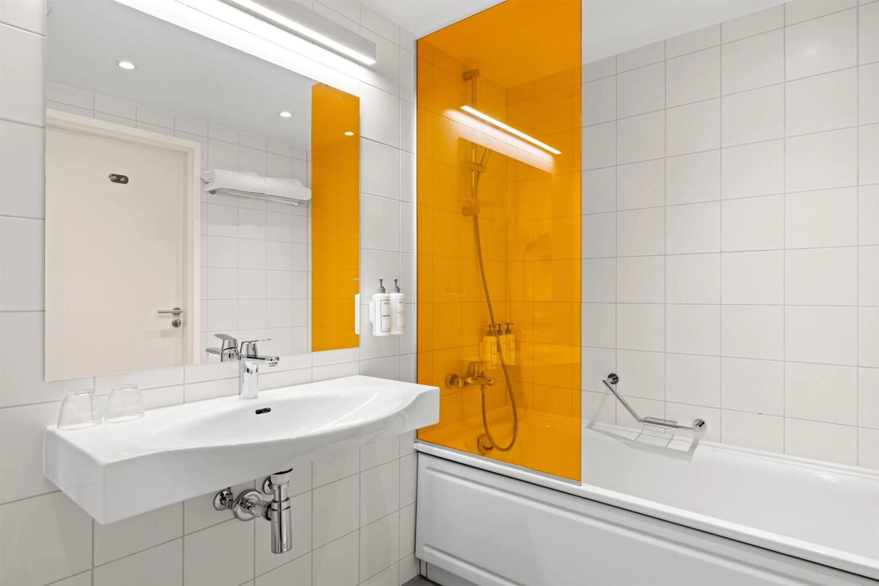 Bathroom in Park Inn by Radisson Meriton Conference & Spa Hotel Tallinn