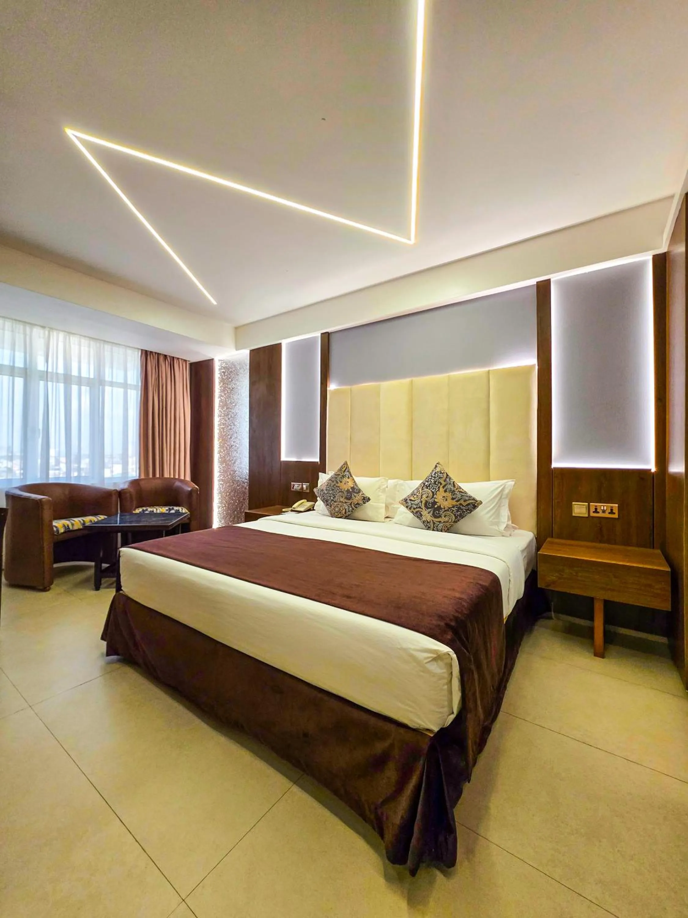 Bedroom, Bed in Hotel Sapphire