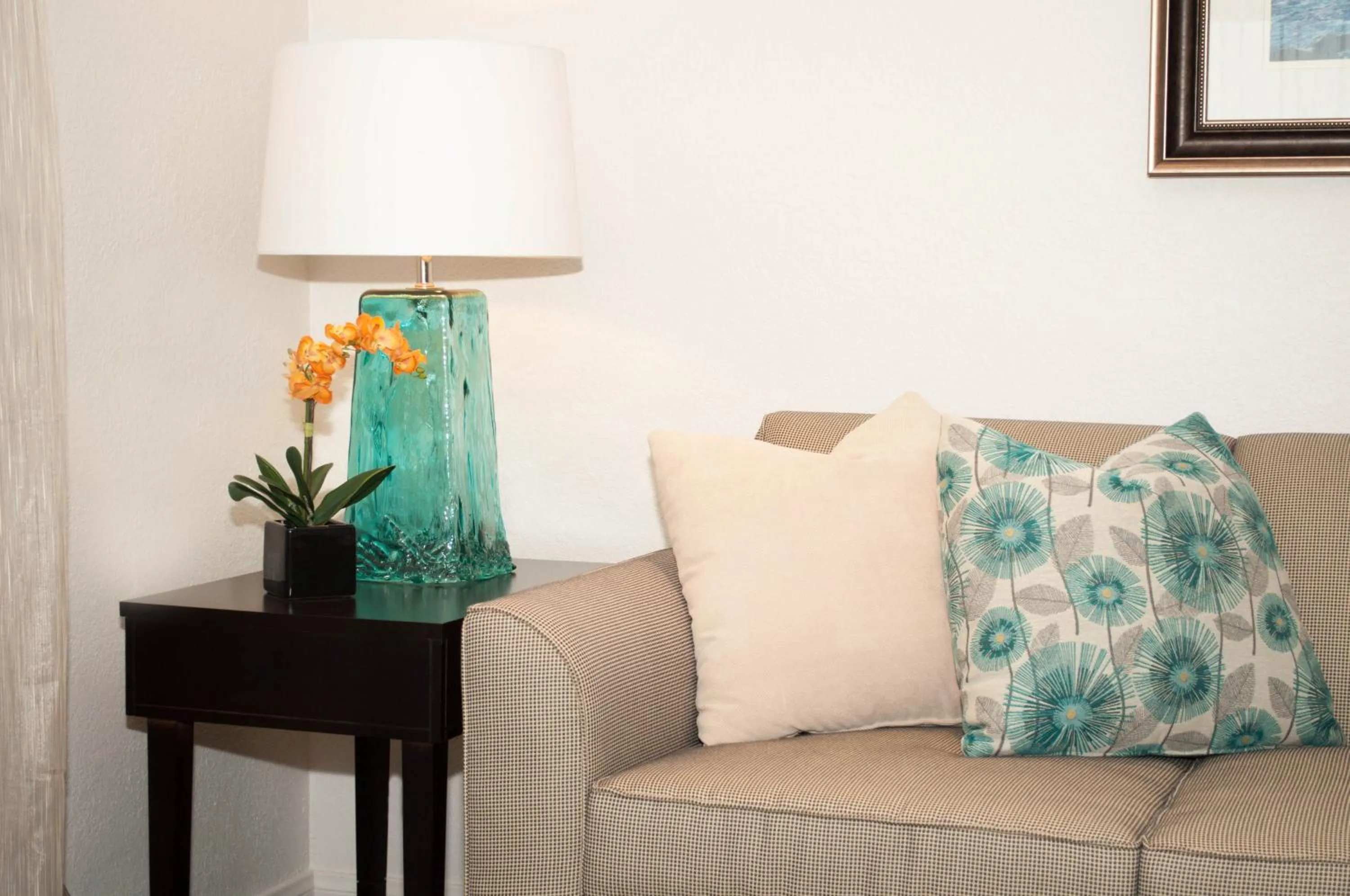 Decorative detail in Laguna Shores Studio Suites