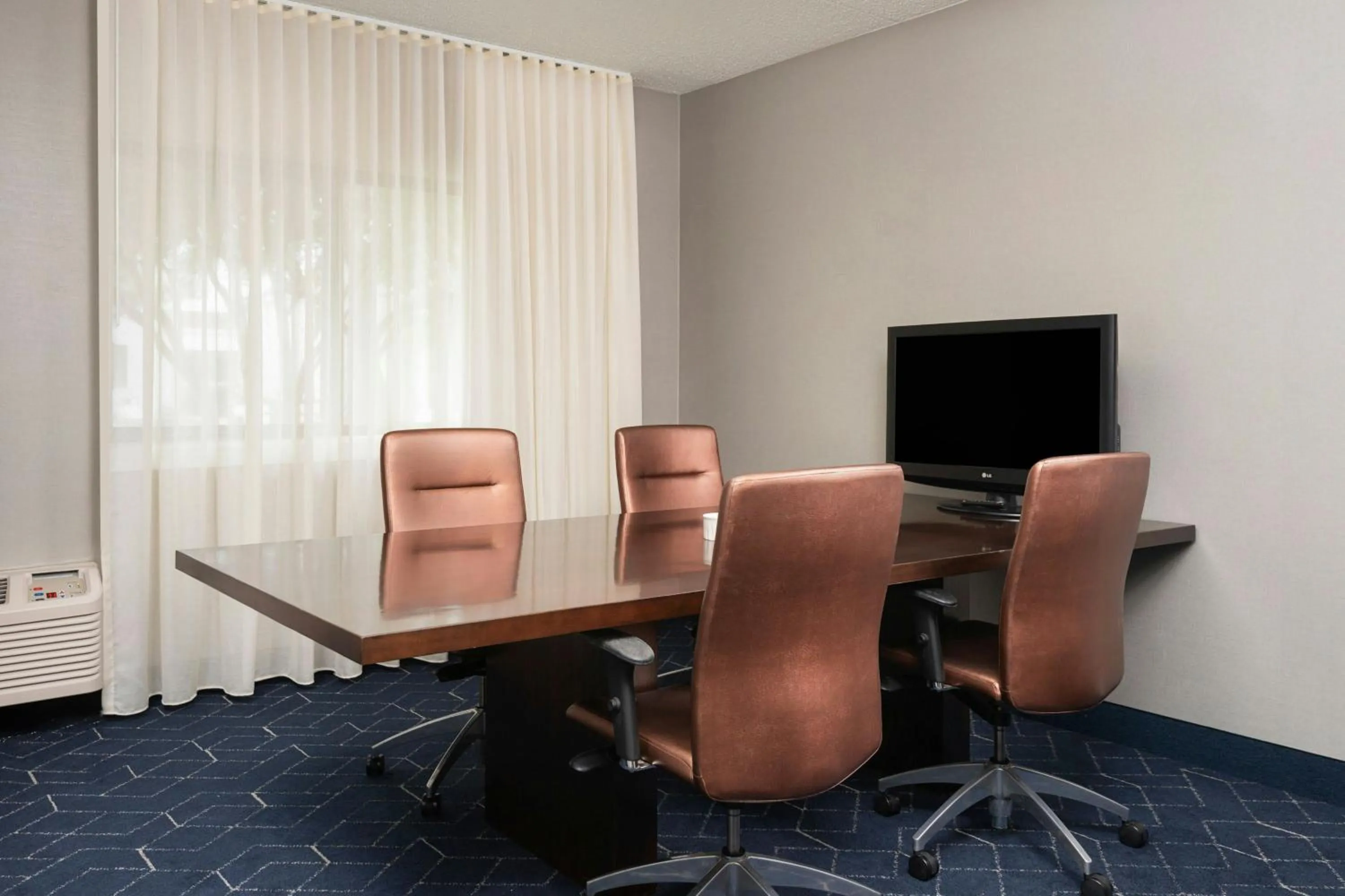 Meeting/conference room in Courtyard by Marriott Dallas-Fort Worth/Bedford