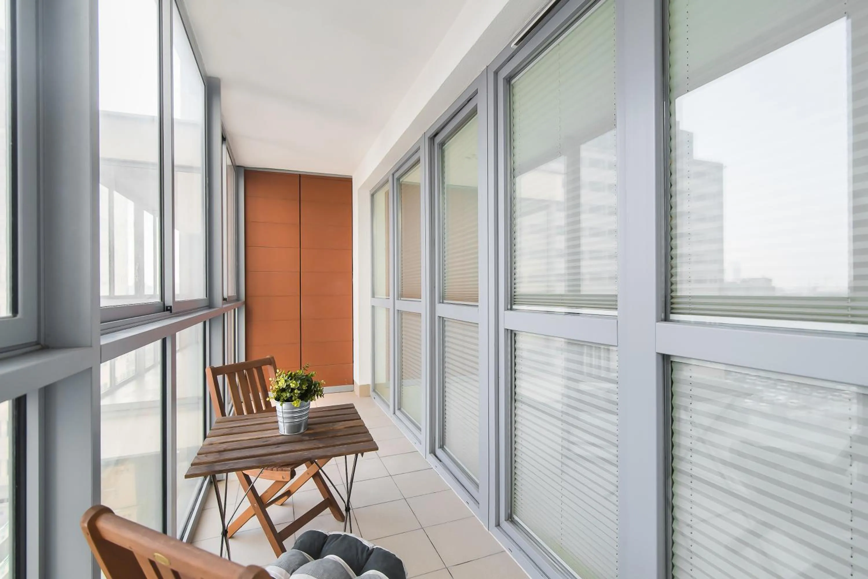 Balcony/Terrace in Senator Warsaw Apartments