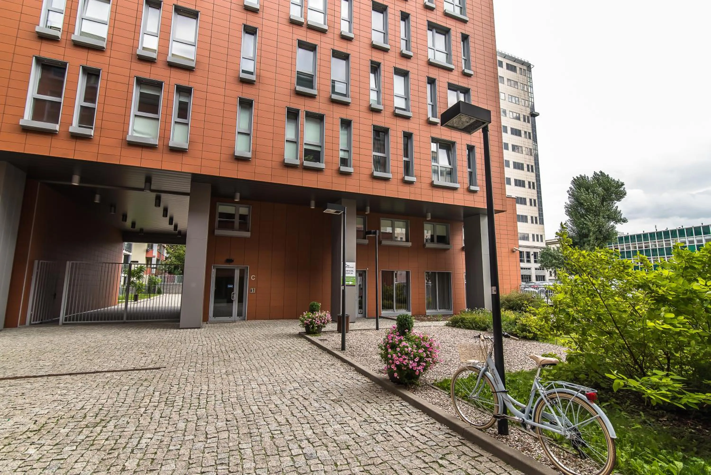 Property building in Senator Warsaw Apartments