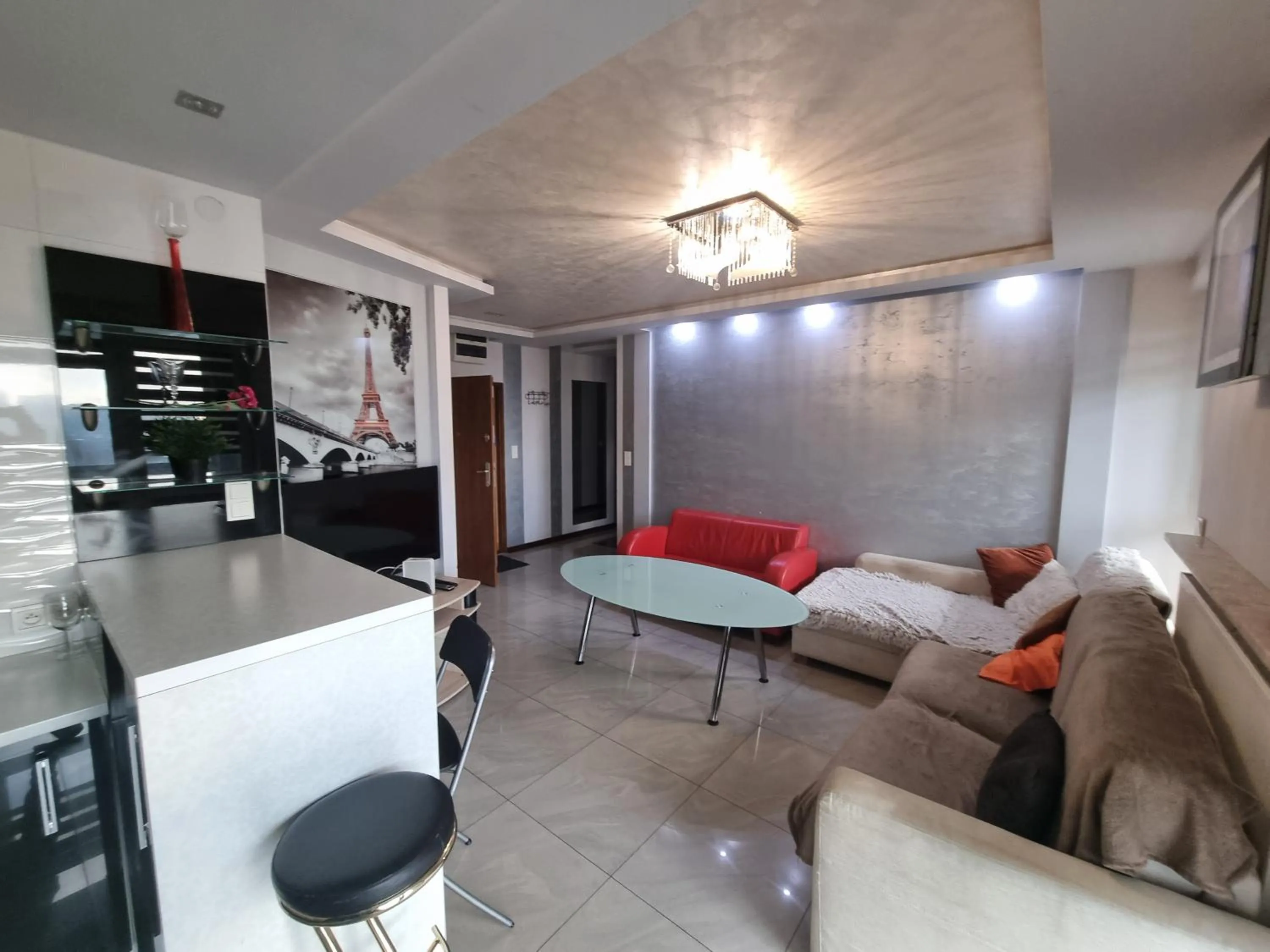 Senator Warsaw Apartments