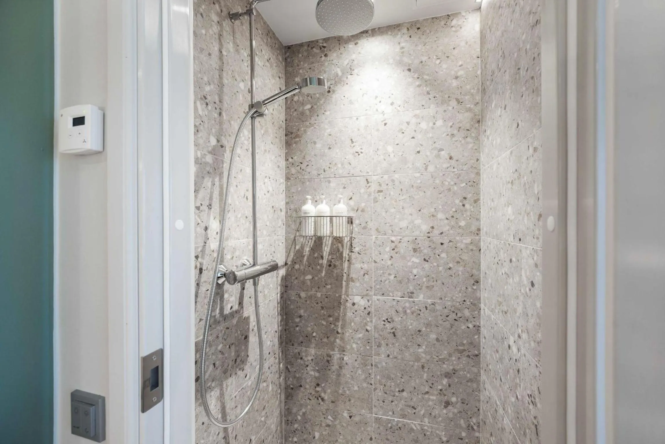 Shower in Original Sokos Hotel Seurahuone Savonlinna