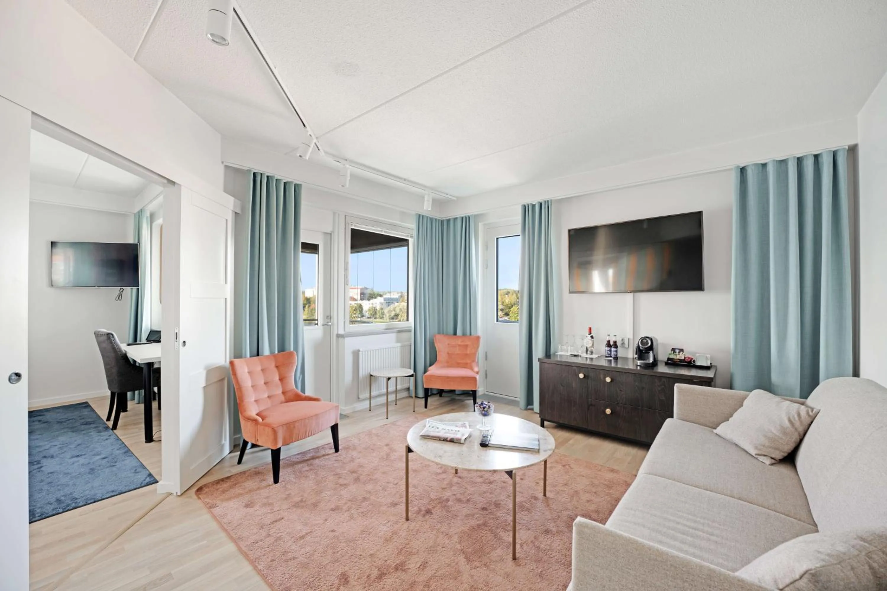 TV and multimedia in Original Sokos Hotel Seurahuone Savonlinna