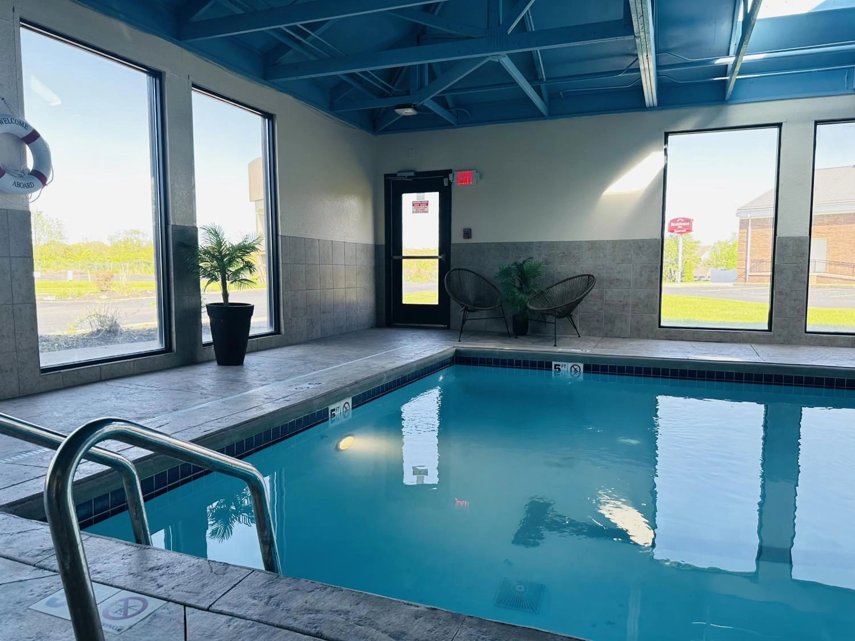 Pool view in Country Inn & Suites by Radisson, Canton near Hall of Fame