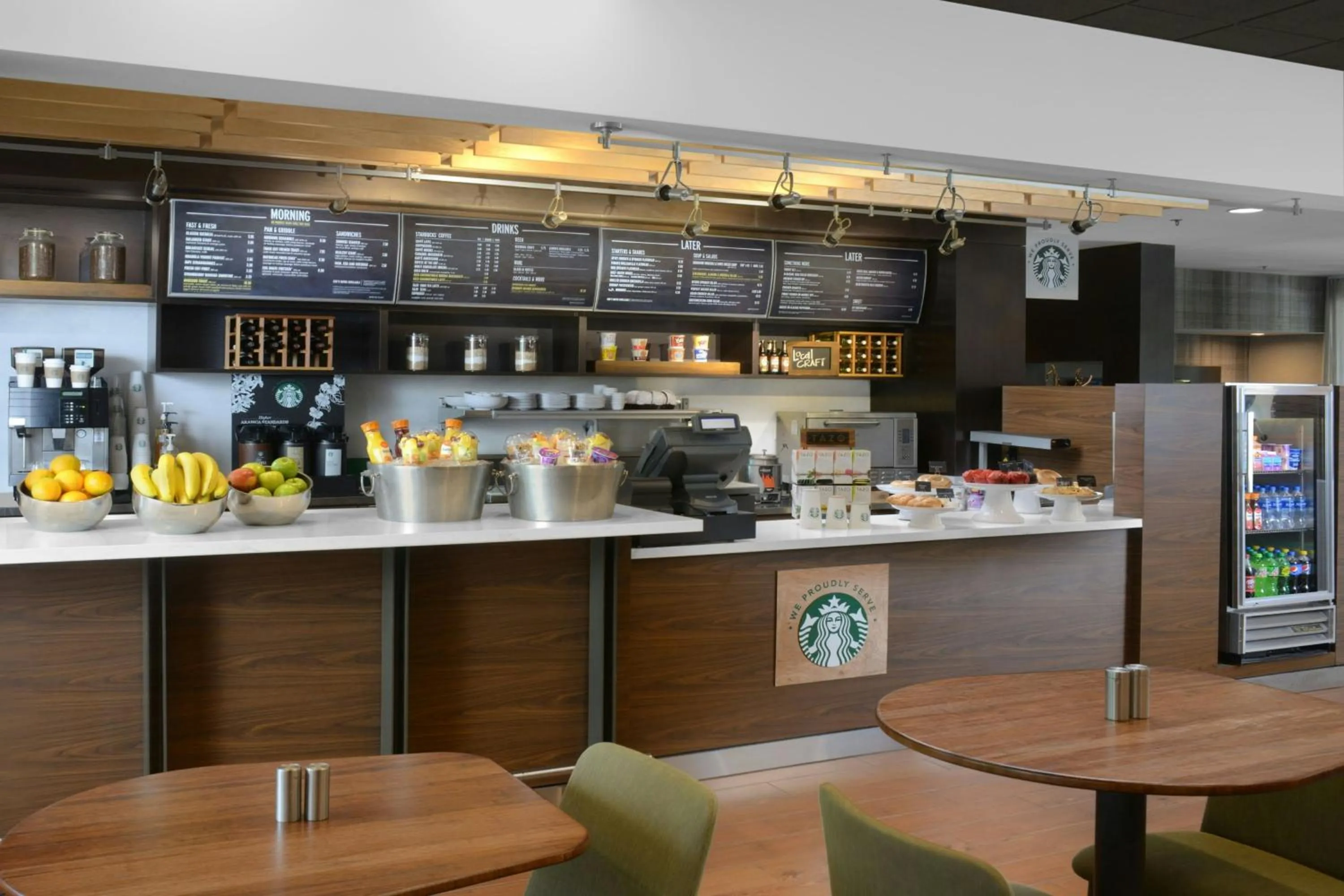 Breakfast in Courtyard by Marriott Dallas Plano Parkway at Preston Road