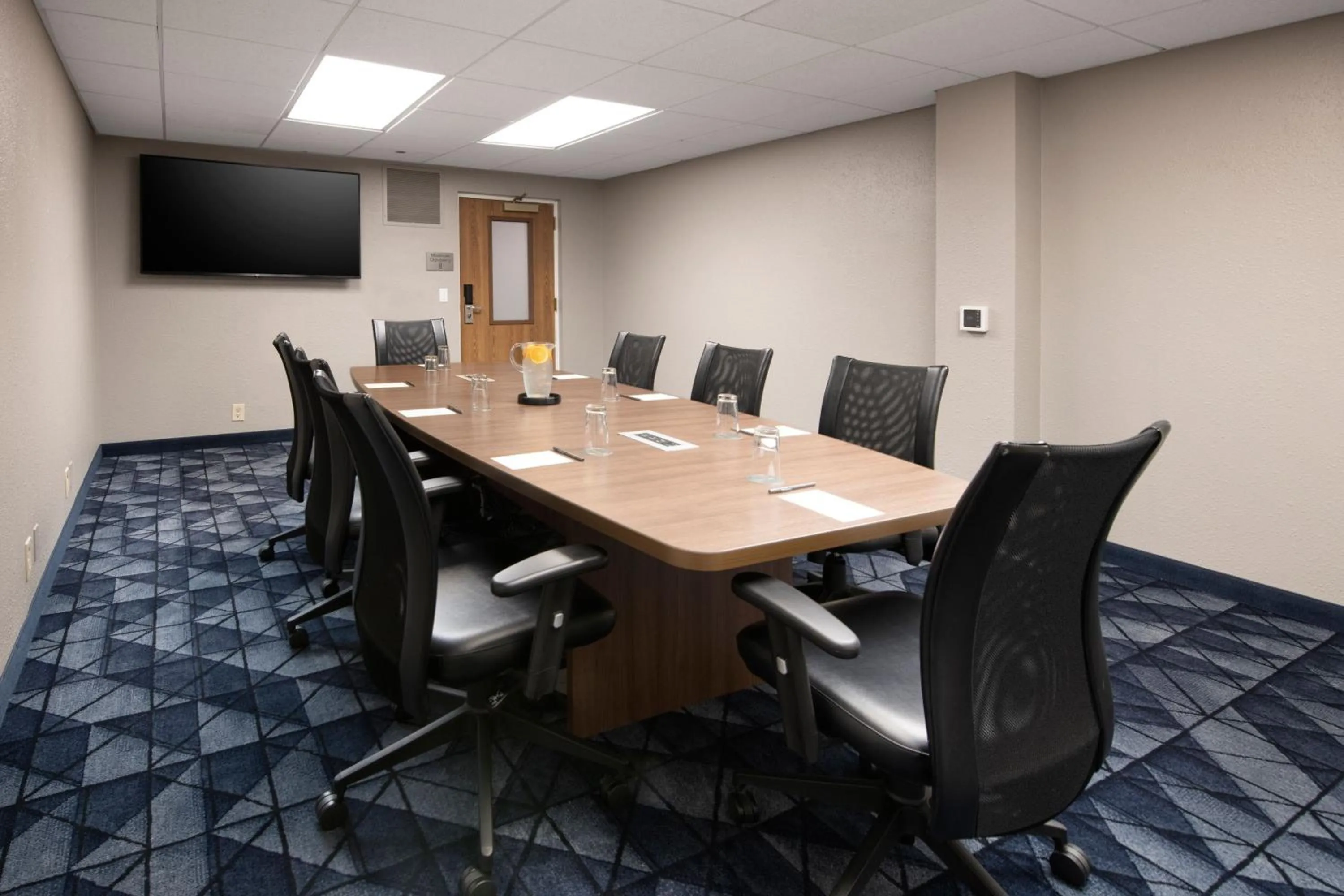Meeting/conference room in Courtyard by Marriott Dallas Plano Parkway at Preston Road