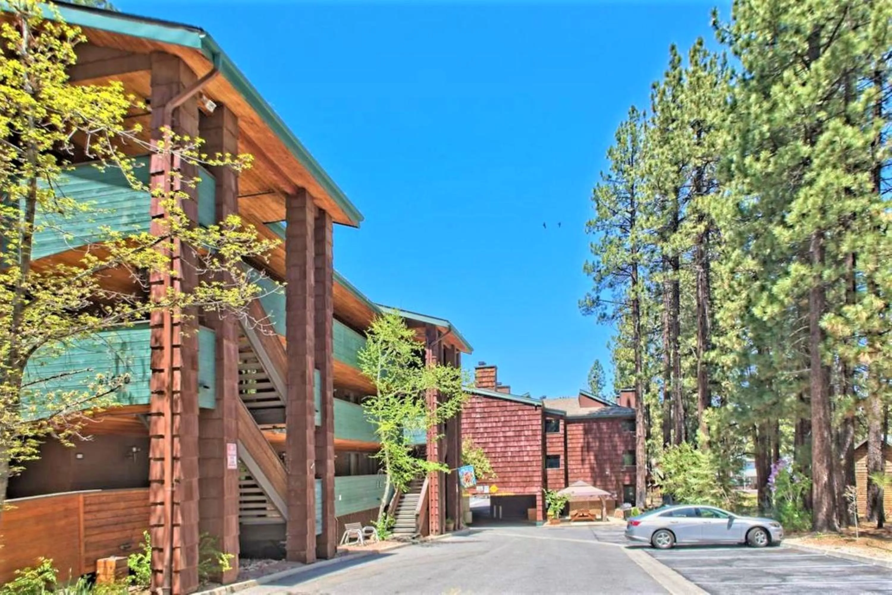 Property building in Snow Lake Lodge