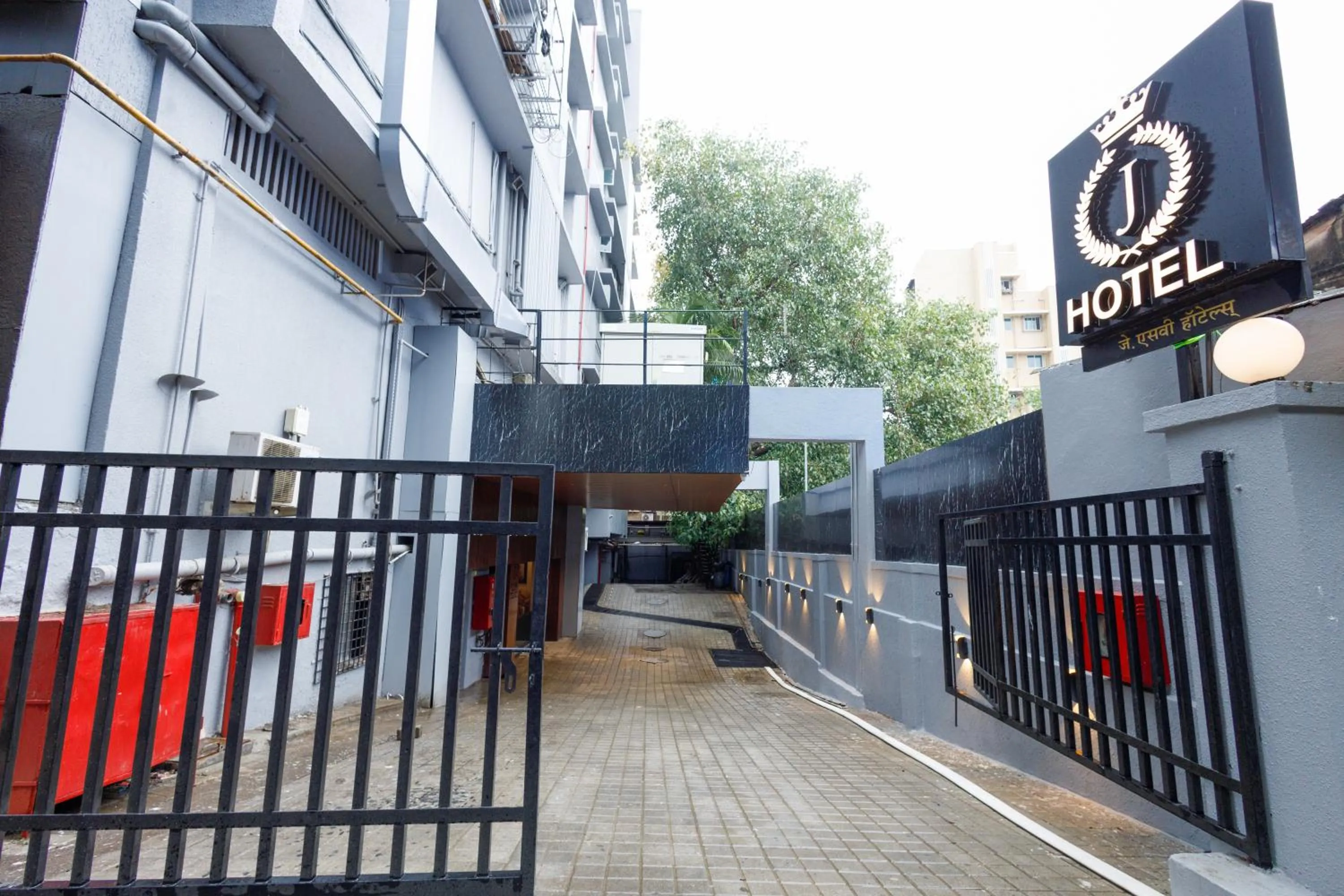 Facade/entrance in J Hotel - J ESVI